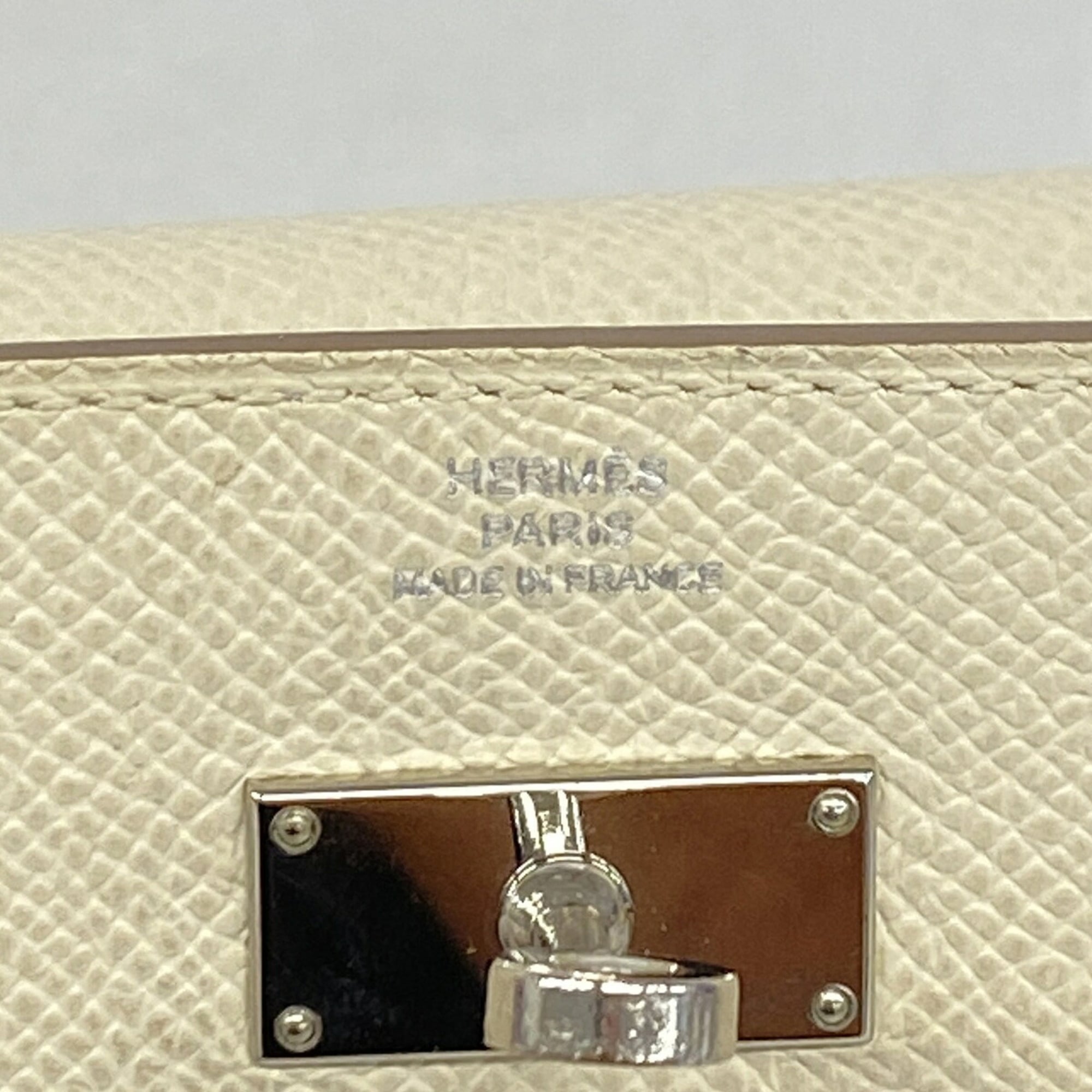Hermes White Epsom Leather Leather Long Wallet (Bi-Fold) (Pre-Owned)