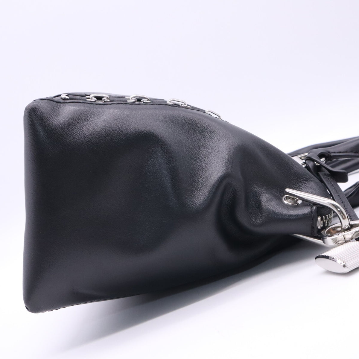 Michael Kors Black Leather Handbag (Pre-Owned)