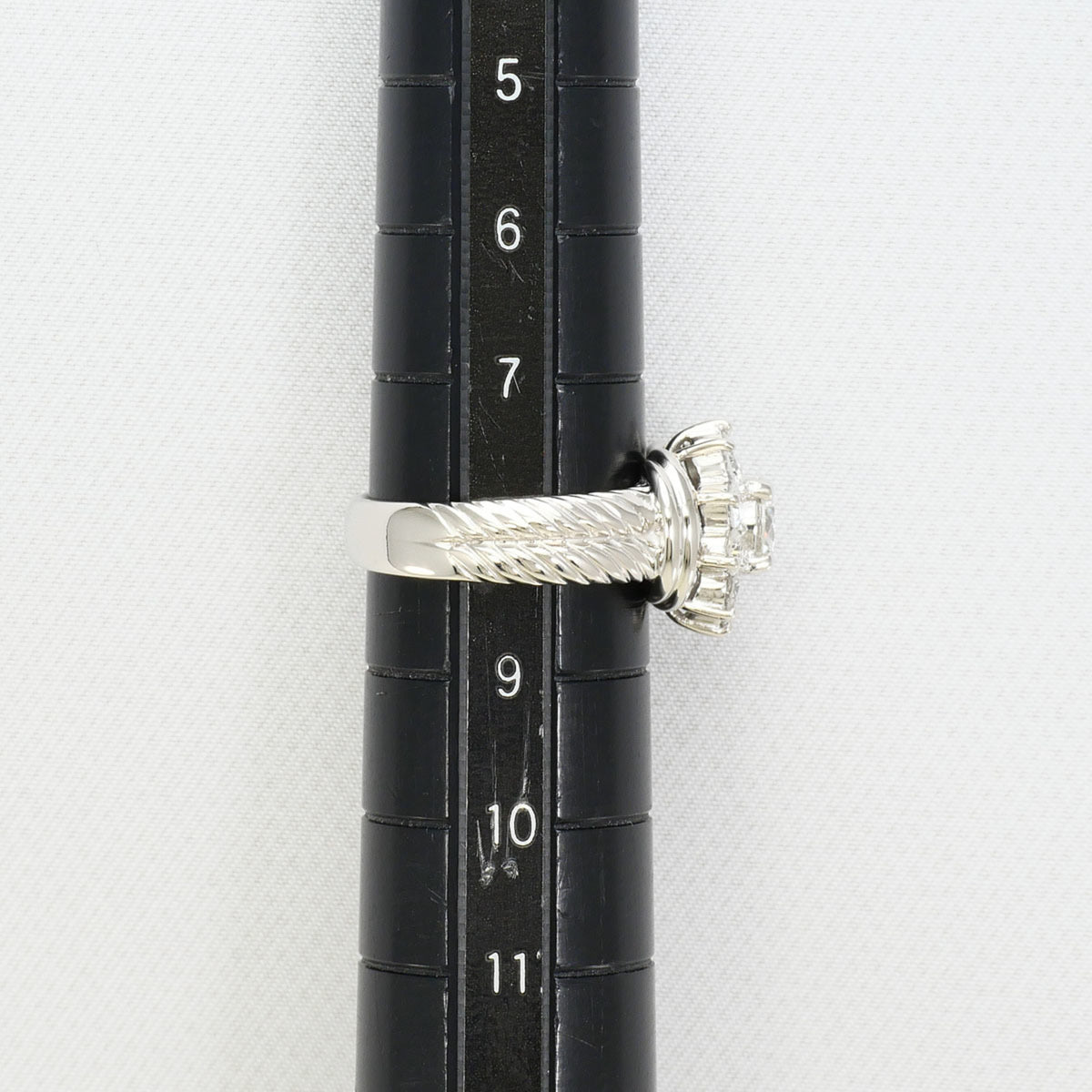 Unbranded Platinum Platinum 900 Band Ring (Pre-Owned)