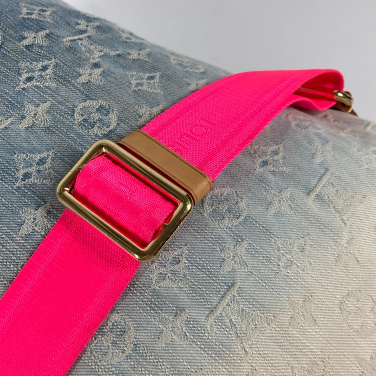 Louis Vuitton Blue Pink Monogram Denim Shoulder Bag Tote Bag (Pre-Owned)