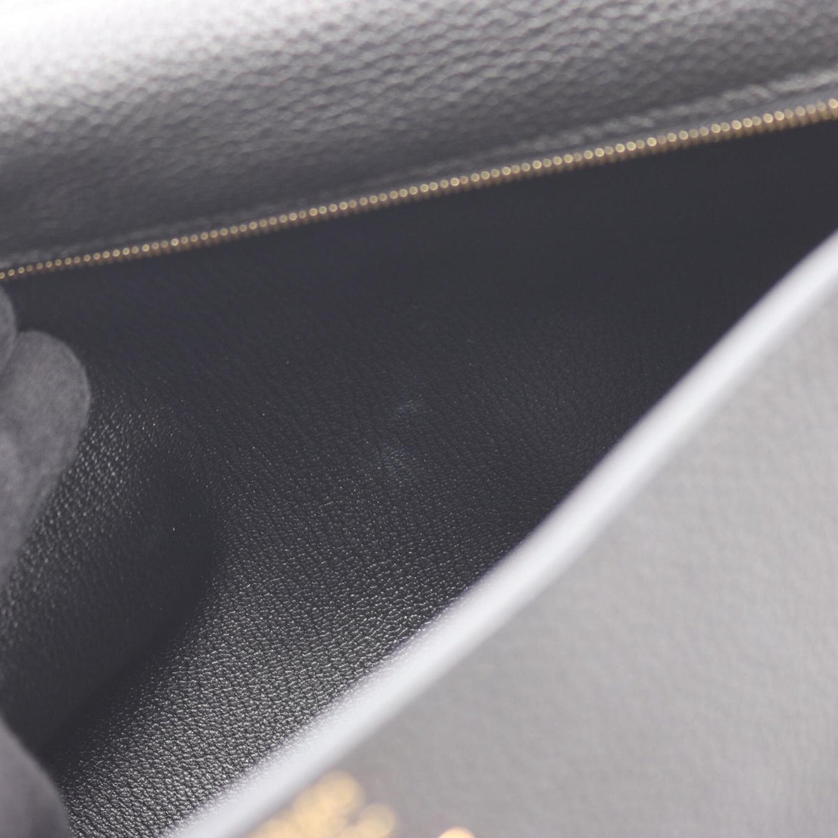 Hermes Black Togo Leather Handbag (Pre-Owned)