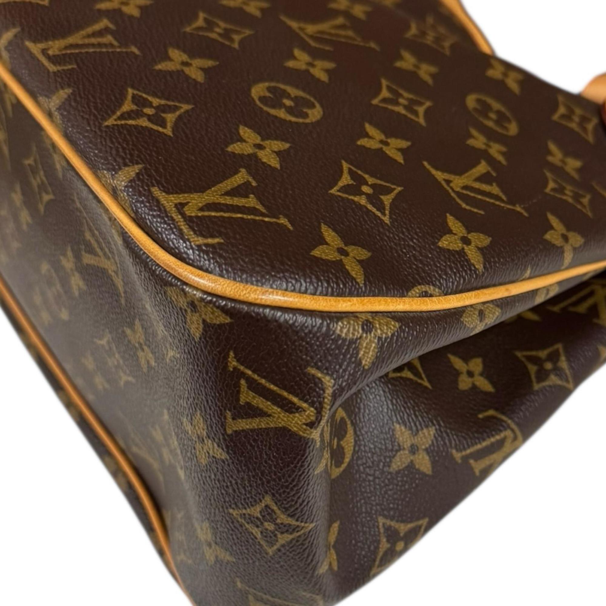 Louis Vuitton Brown Monogram Canvas Shoulder Bag (Pre-Owned)