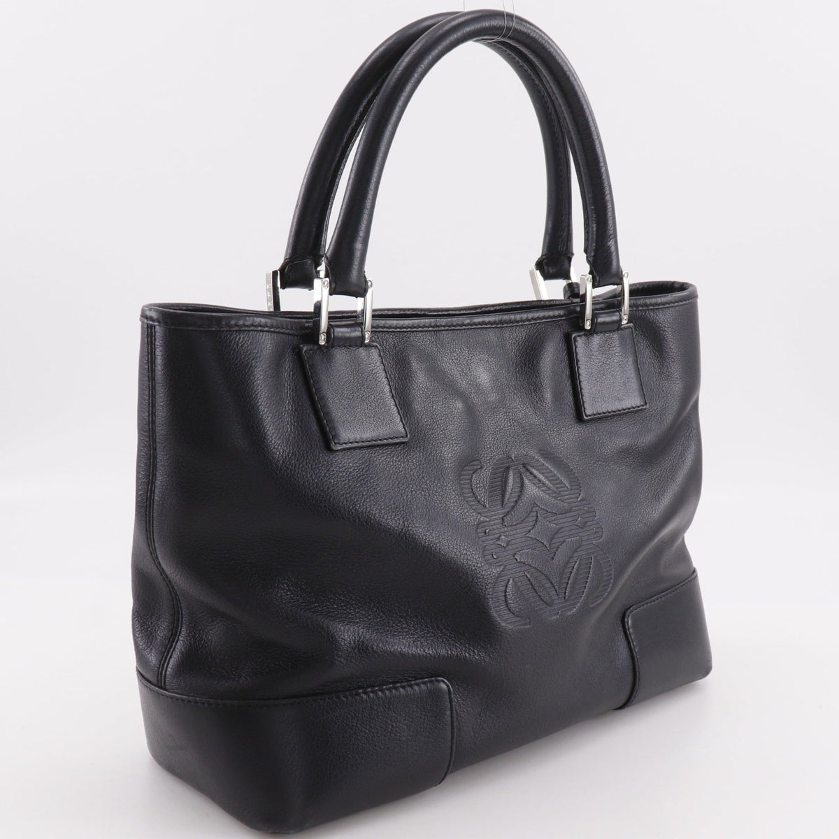 Loewe Amazona Black Leather Handbag (Pre-Owned)