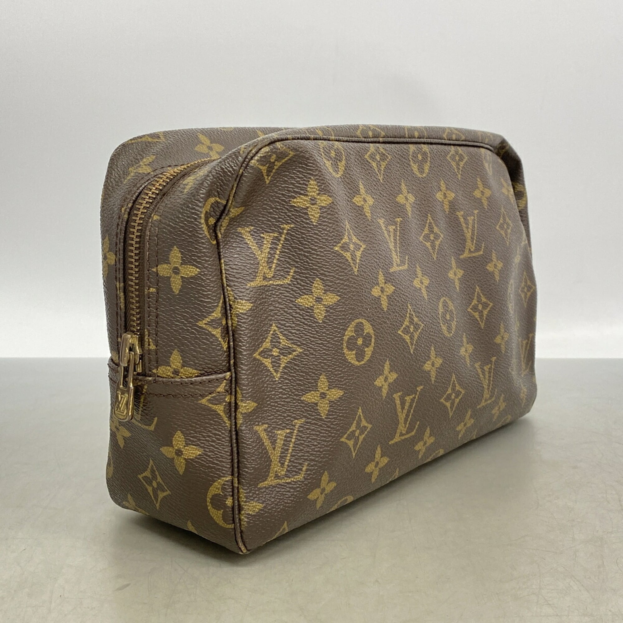 Louis Vuitton Brown Pouch (Pre-Owned)