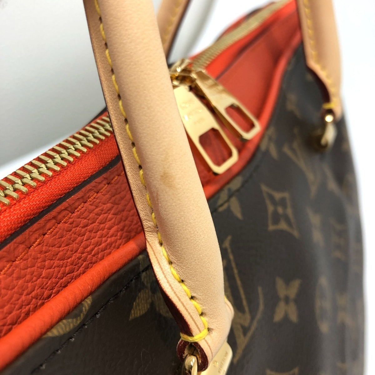 Louis Vuitton Brown Monogram Handbag Shoulder Bag (Pre-Owned)