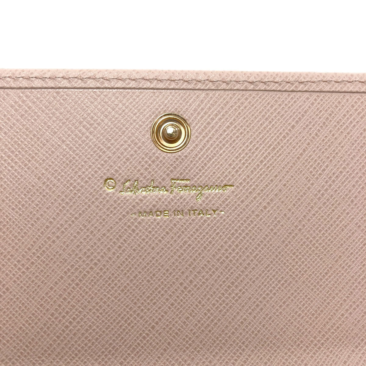Salvatore Ferragamo Pink Leather Wallet (Bi-Fold) (Pre-Owned)