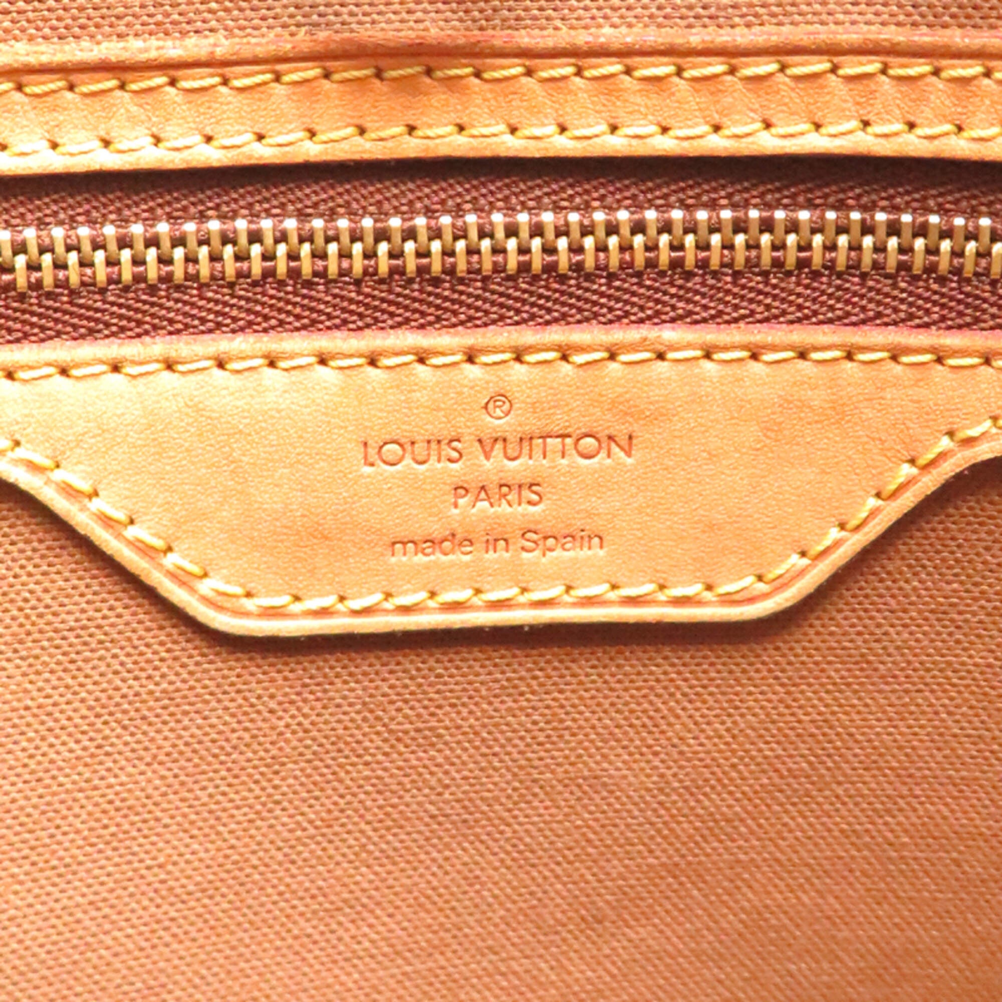 Louis Vuitton Brown Monogram Shoulder Bag (Pre-Owned)