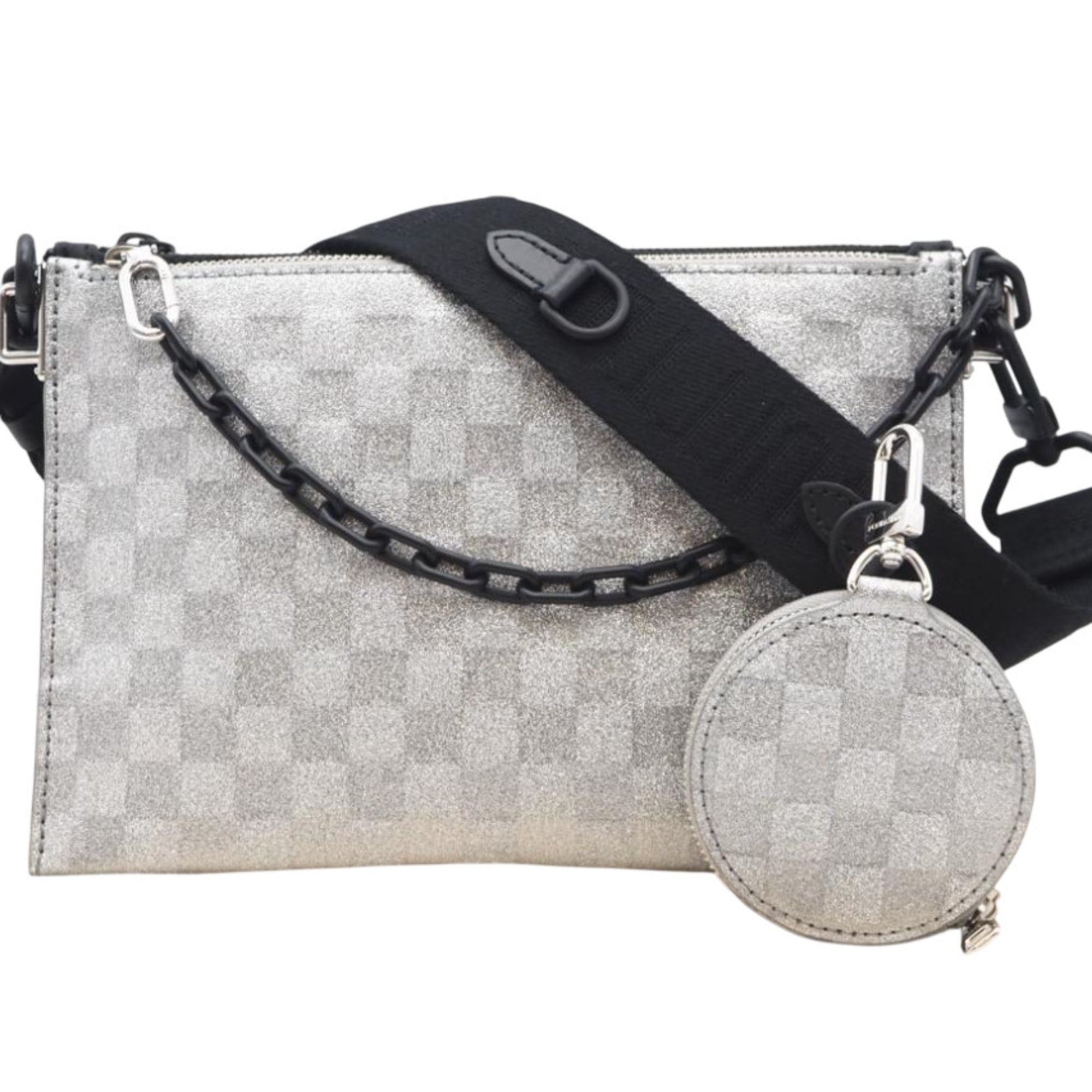 Louis Vuitton Black Silver Leather Shoulder Bag (Pre-Owned)