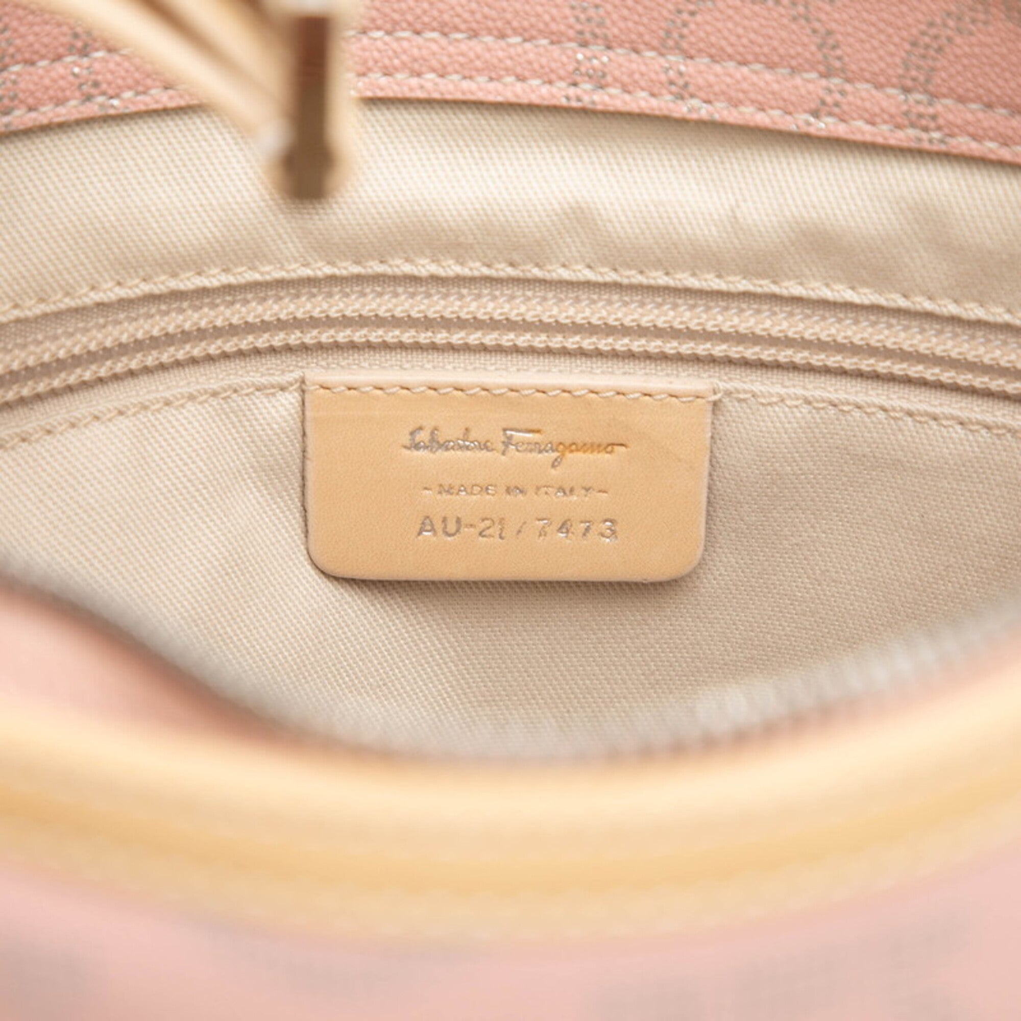 Salvatore Ferragamo Beige Pink Silver Leather Pvc Shoulder Bag (Pre-Owned)