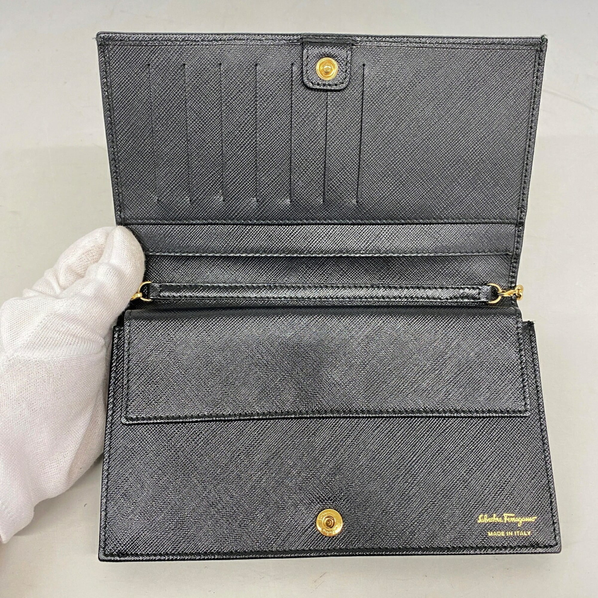 Salvatore Ferragamo Black Leather Chain/Shoulder Wallet (Pre-Owned)