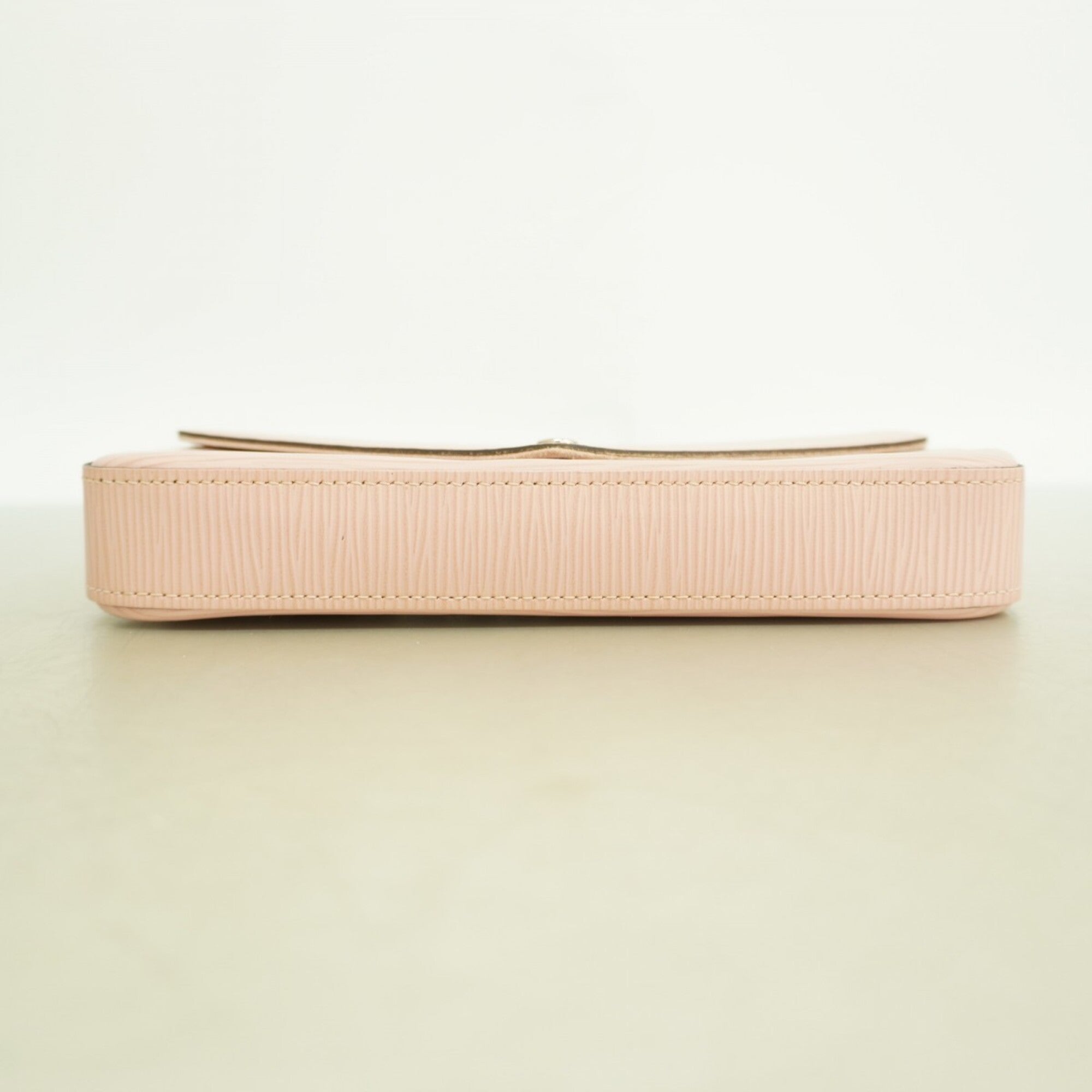 Louis Vuitton Rose Ballerine Chain/Shoulder Wallet (Pre-Owned)