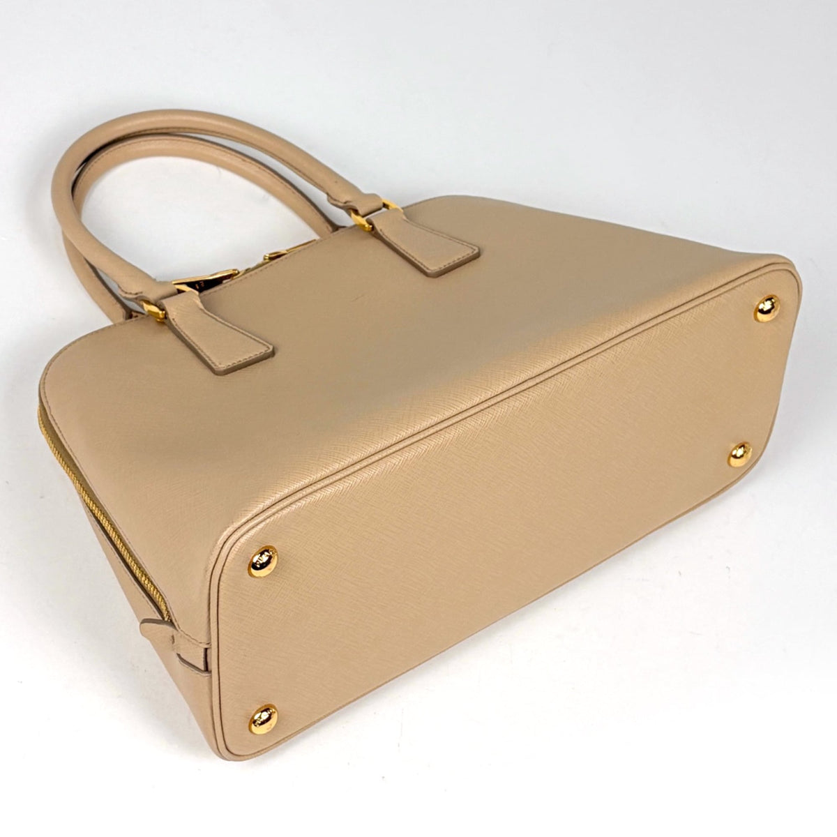 Prada Beige Saffiano Handbag (Pre-Owned)