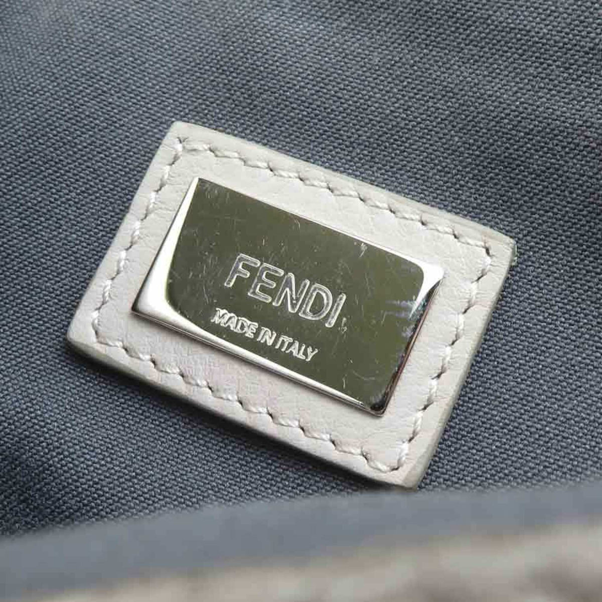 Fendi Grayish Leather Handbag Shoulder Bag (Pre-Owned)
