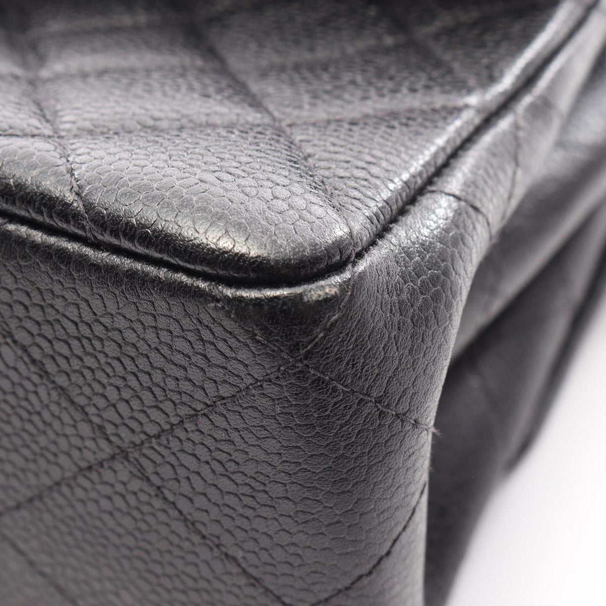 Chanel Matelasse Black Grained Calfskin Handbag (Pre-Owned)