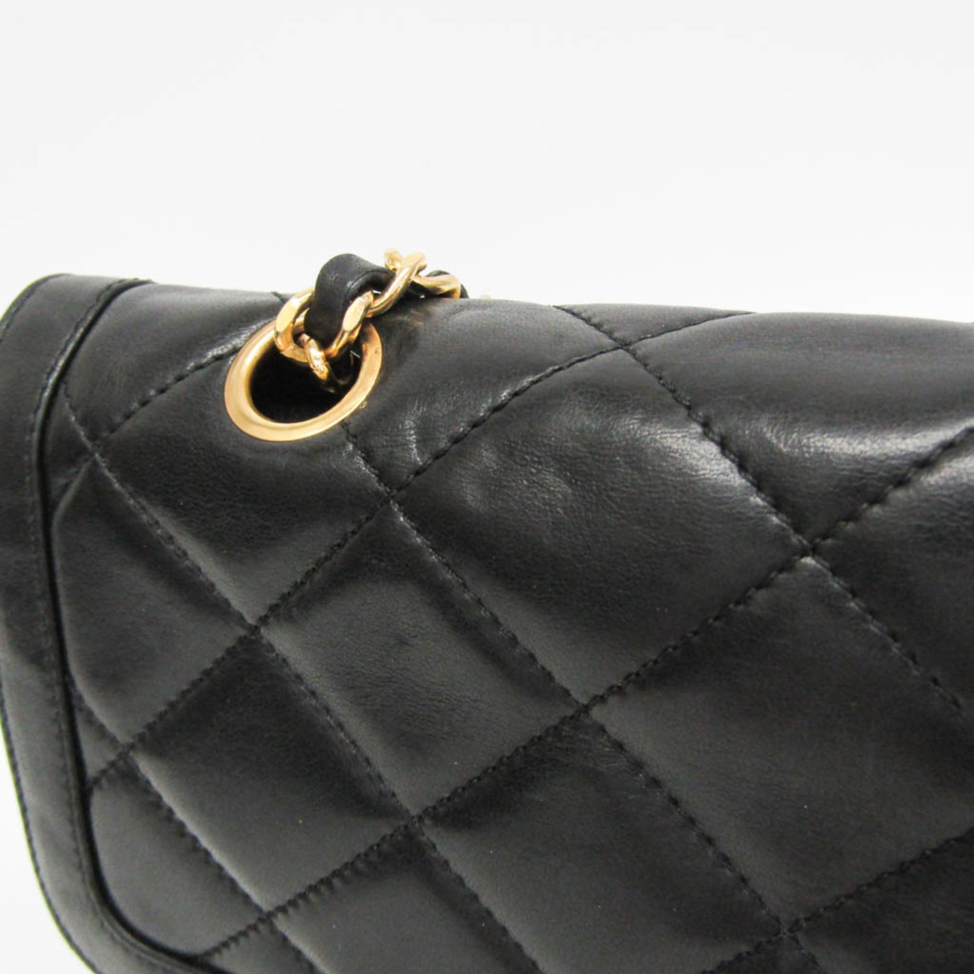 Chanel Matelasse Black Leather Shoulder Bag (Pre-Owned)