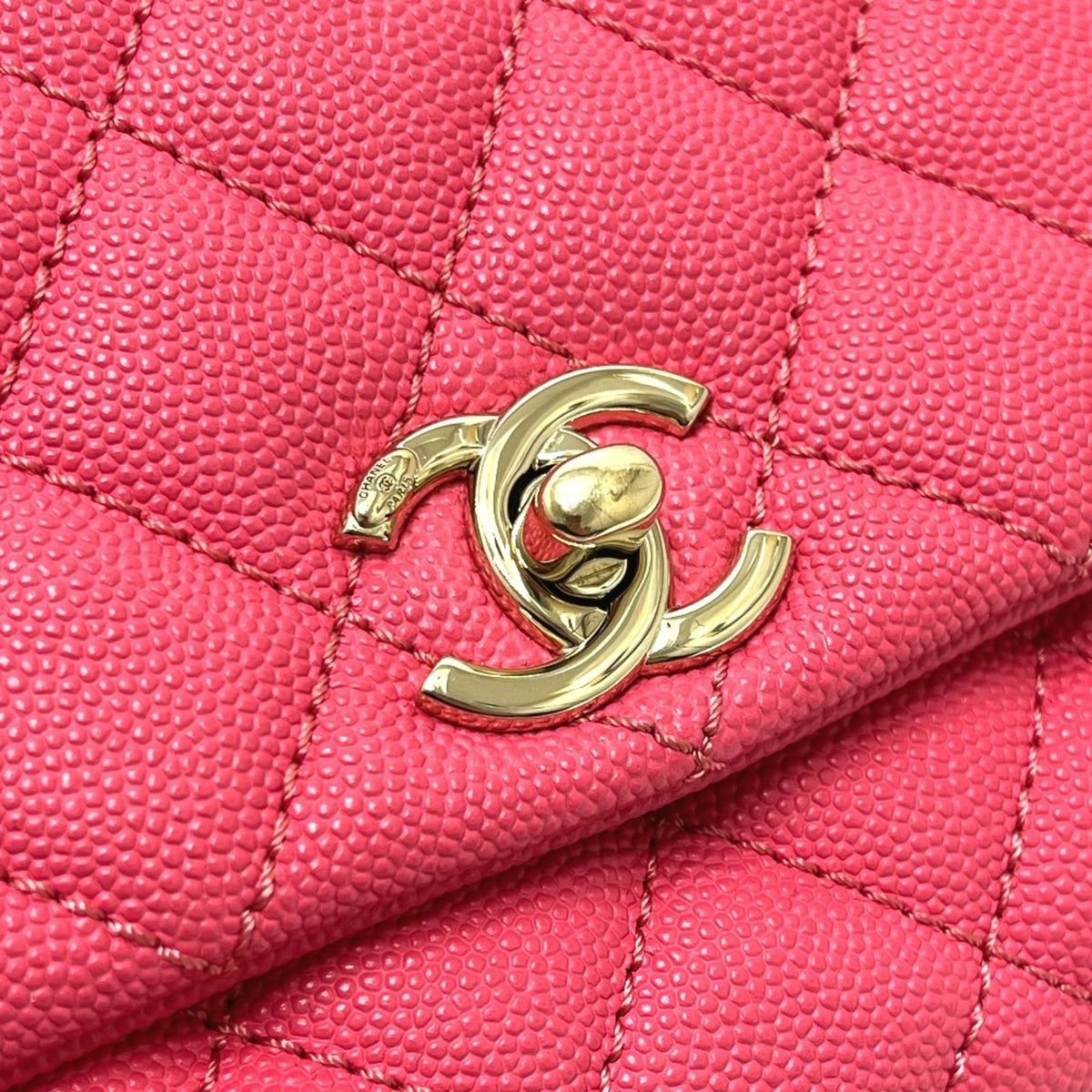 Chanel Coral Pink Grained Calfskin Handbag (Pre-Owned)