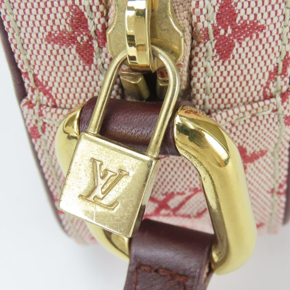 Louis Vuitton Bordeaux Cherry Red Color Monogram Mini Pochette Shoulder Bag (Pre-Owned)