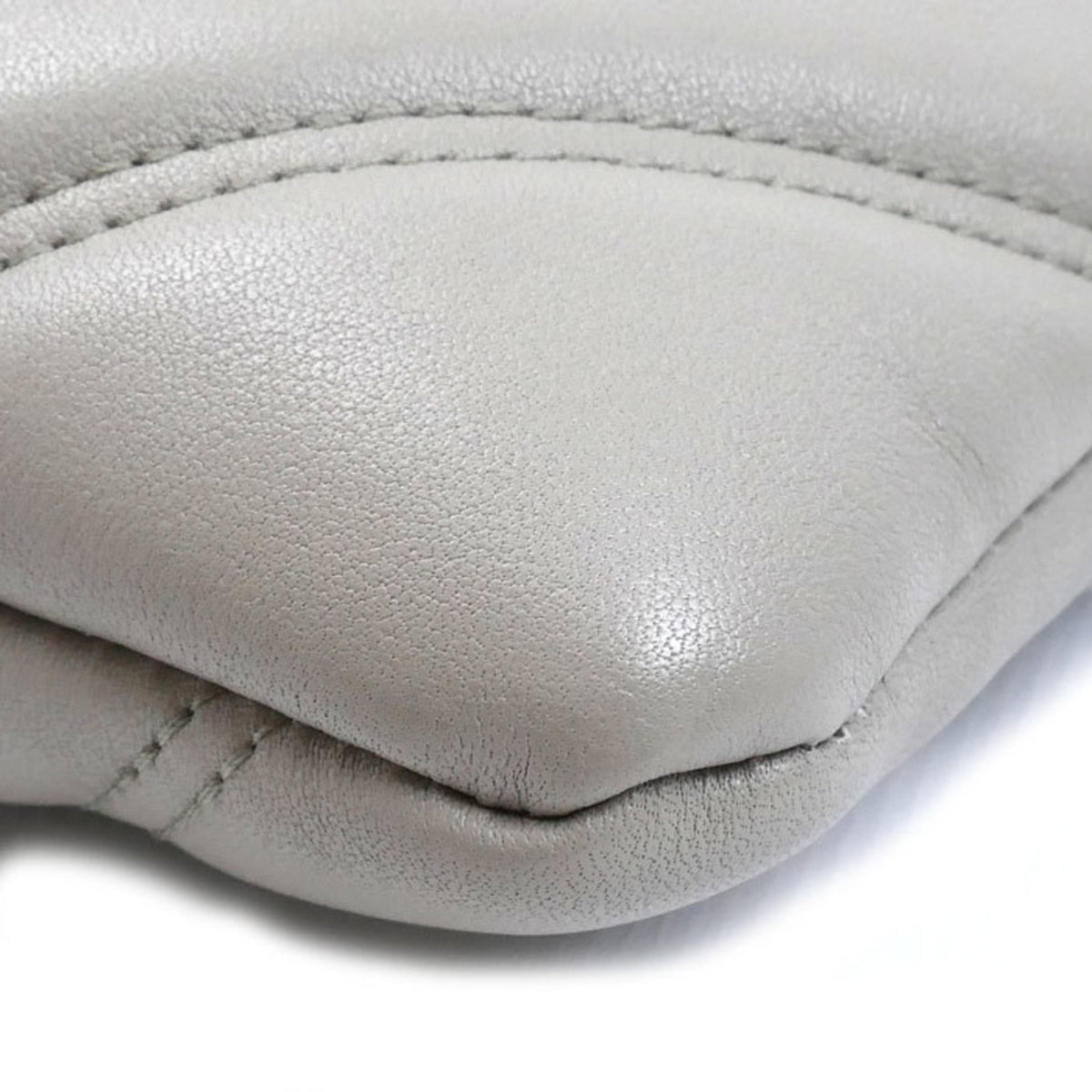 Bvlgari Gray Leather Shoulder Bag (Pre-Owned)