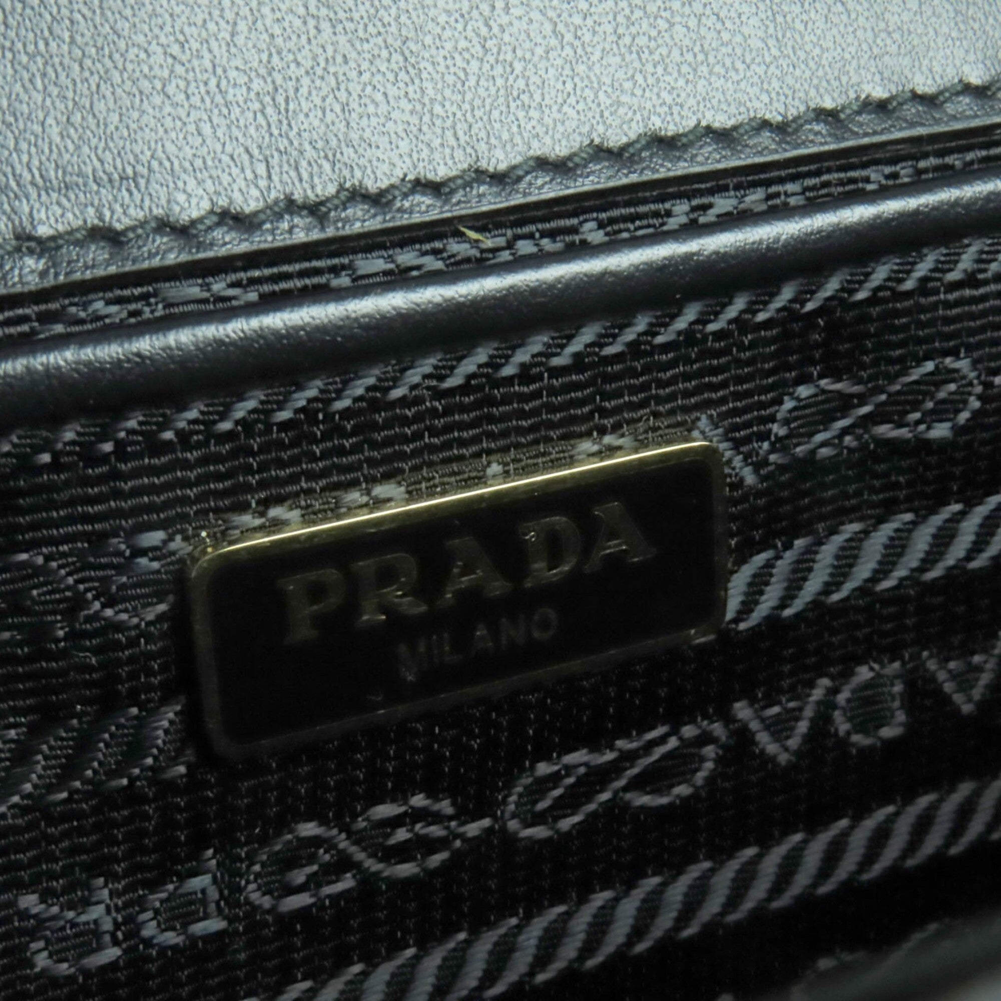 Prada Black Saffiano Triangle Leather Shoulder Bag (Pre-Owned)