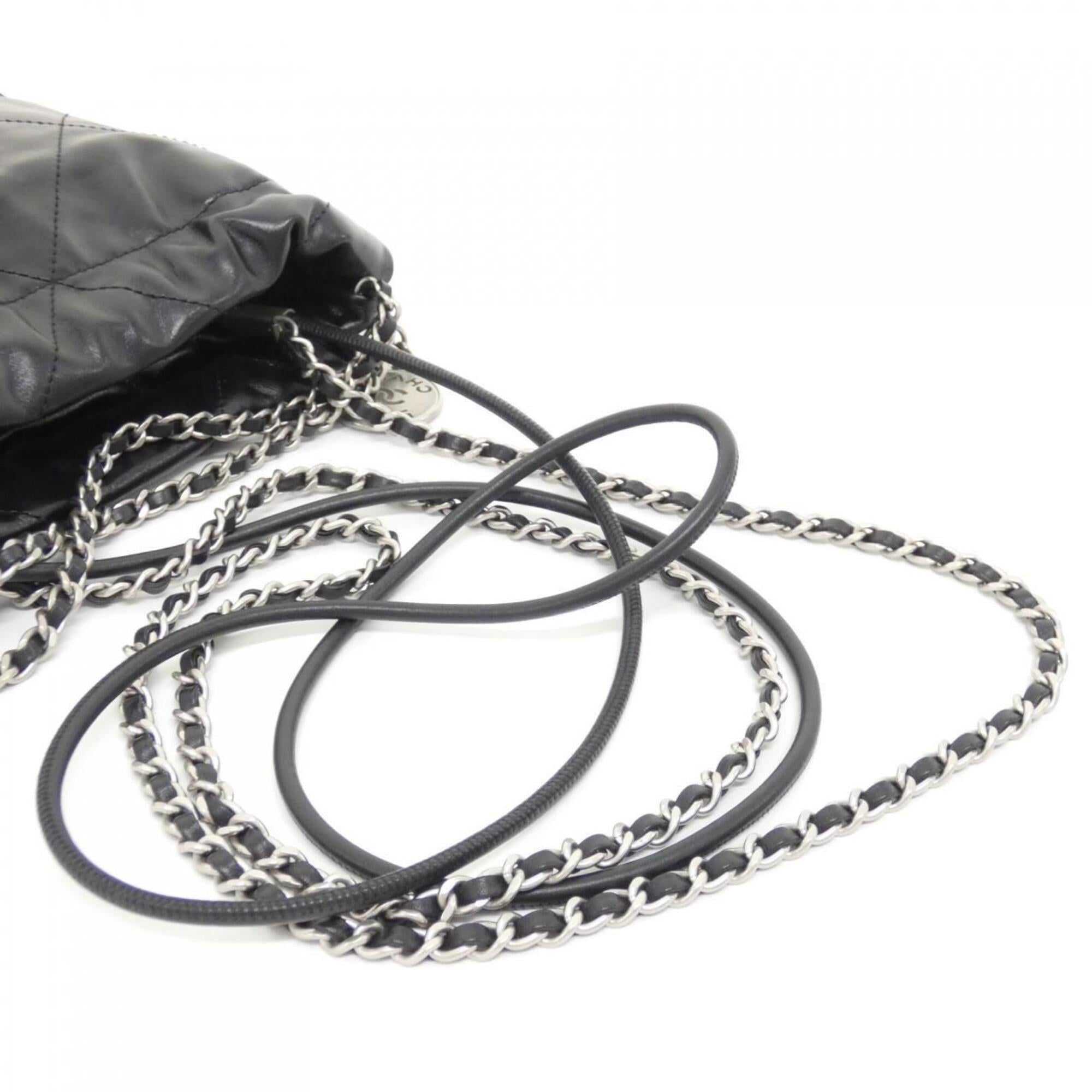 Chanel Black Leather Handbag (Pre-Owned)