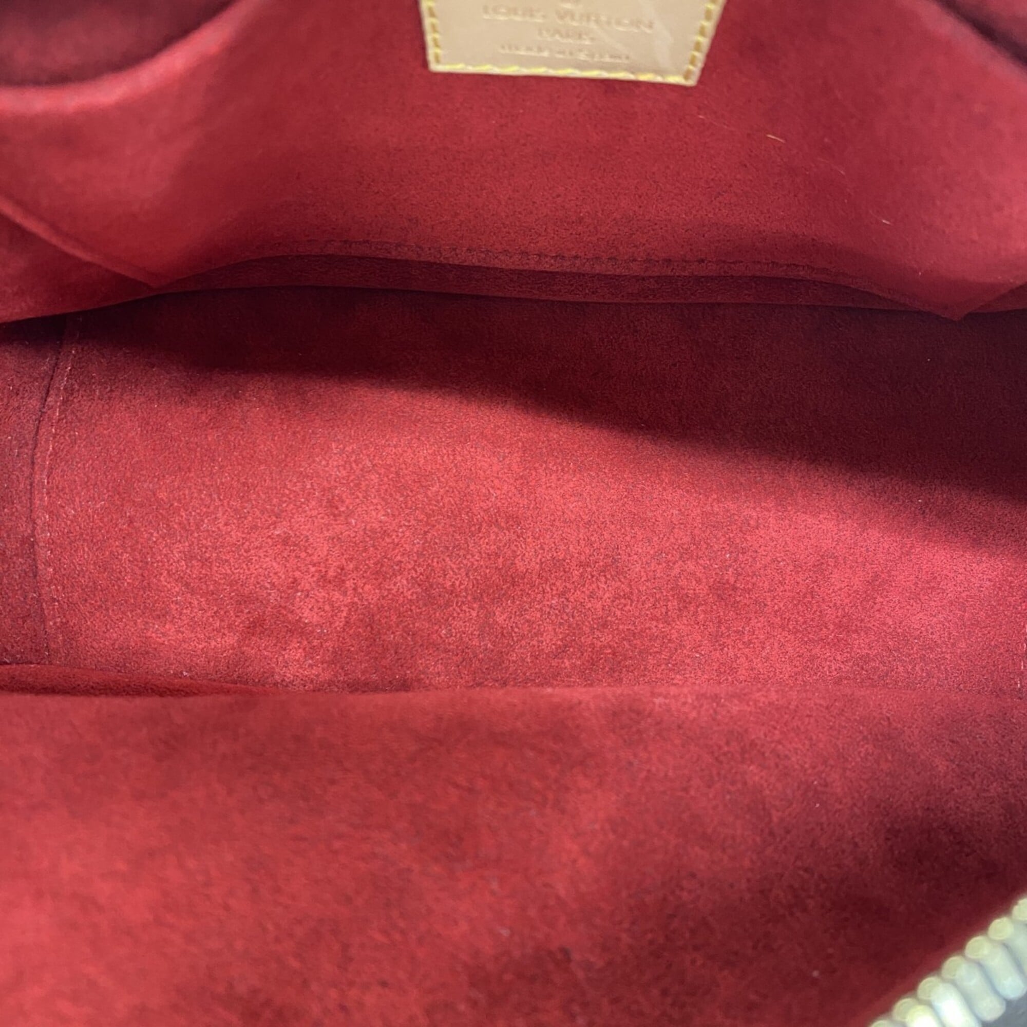 Louis Vuitton Brown Handbag (Pre-Owned)