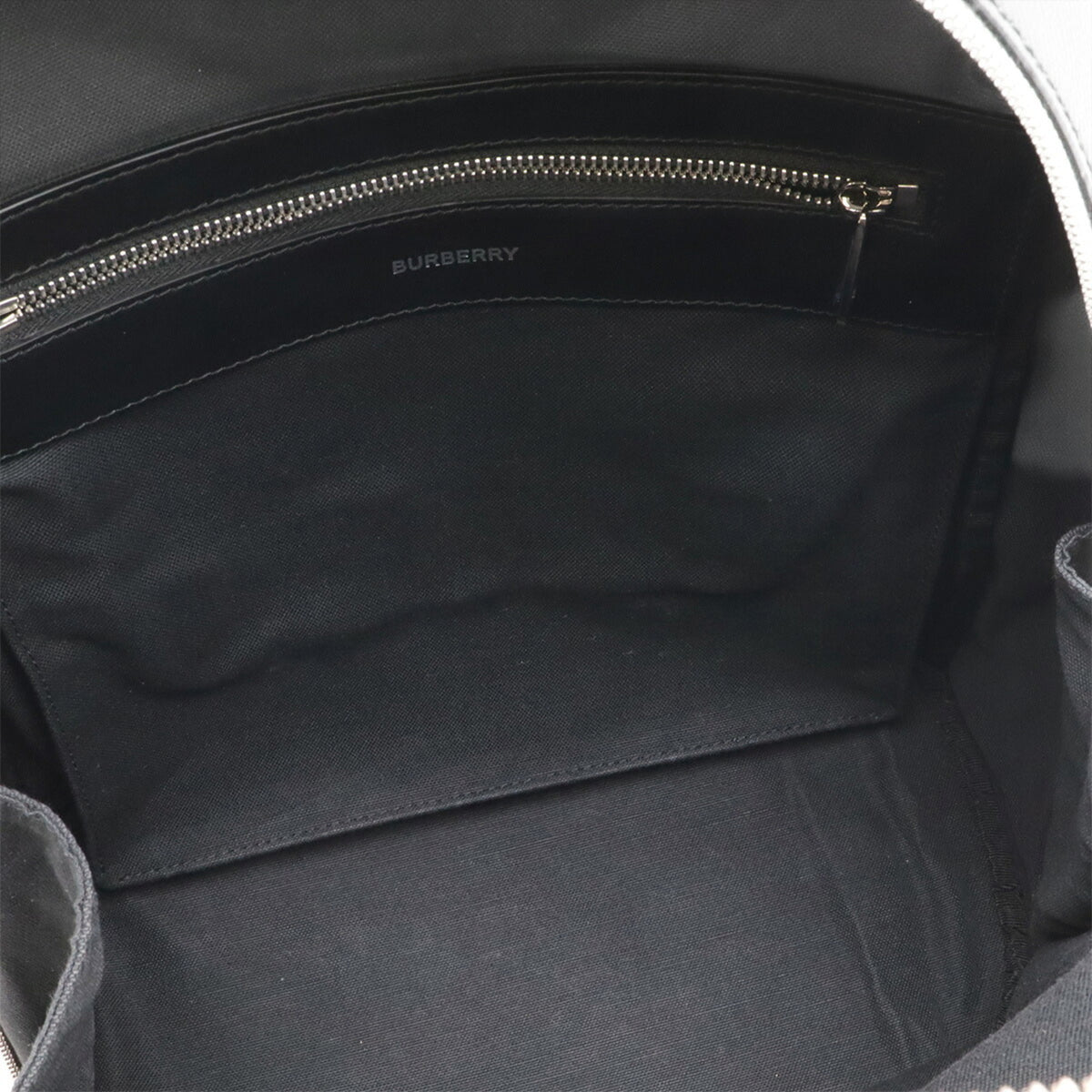Burberry Black Leather Backpack (Pre-Owned)
