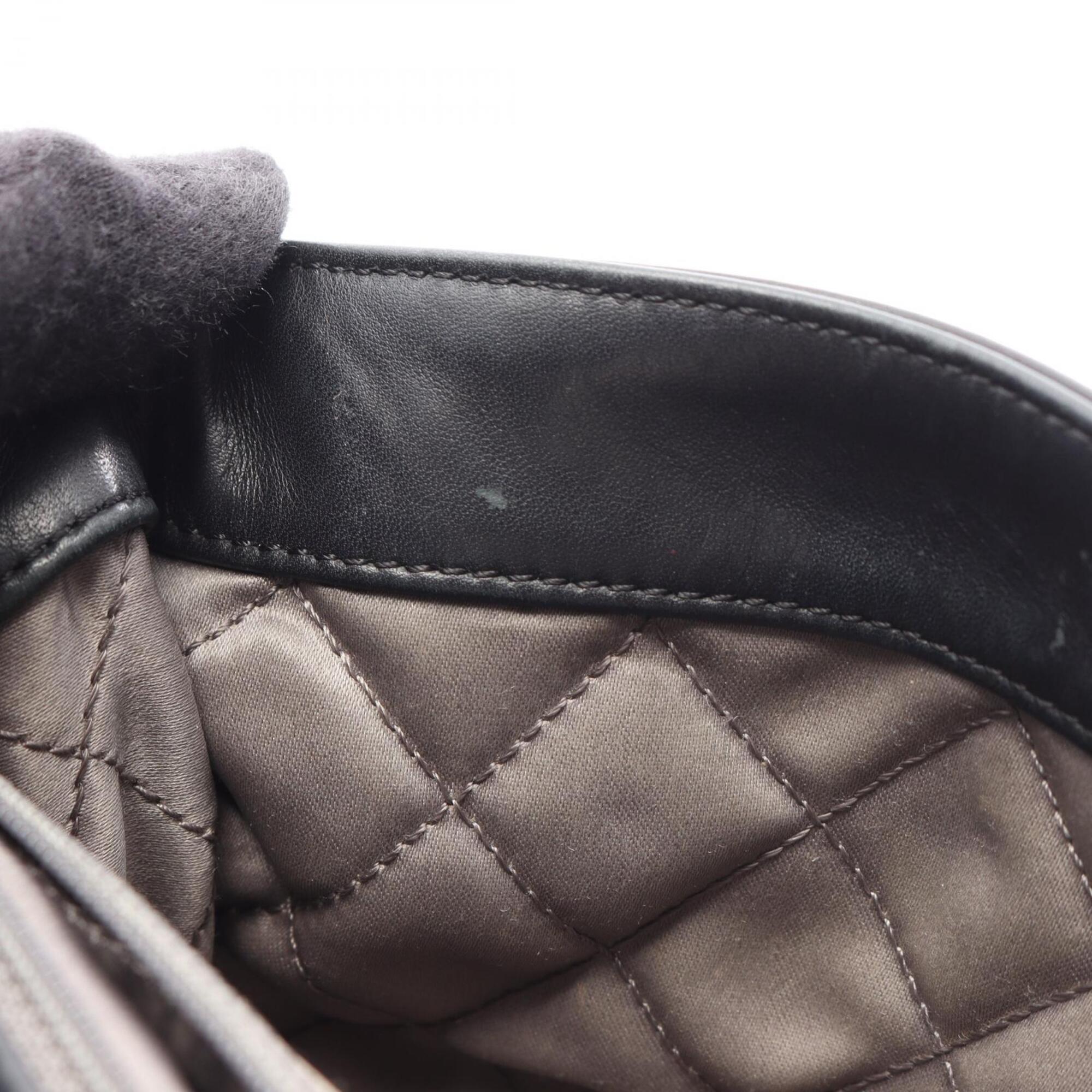 Chanel Black Leather Handbag Shoulder Bag (Pre-Owned)