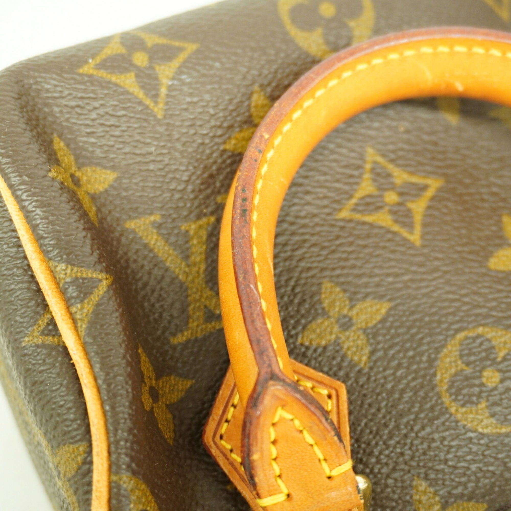 Louis Vuitton Brown Handbag (Pre-Owned)