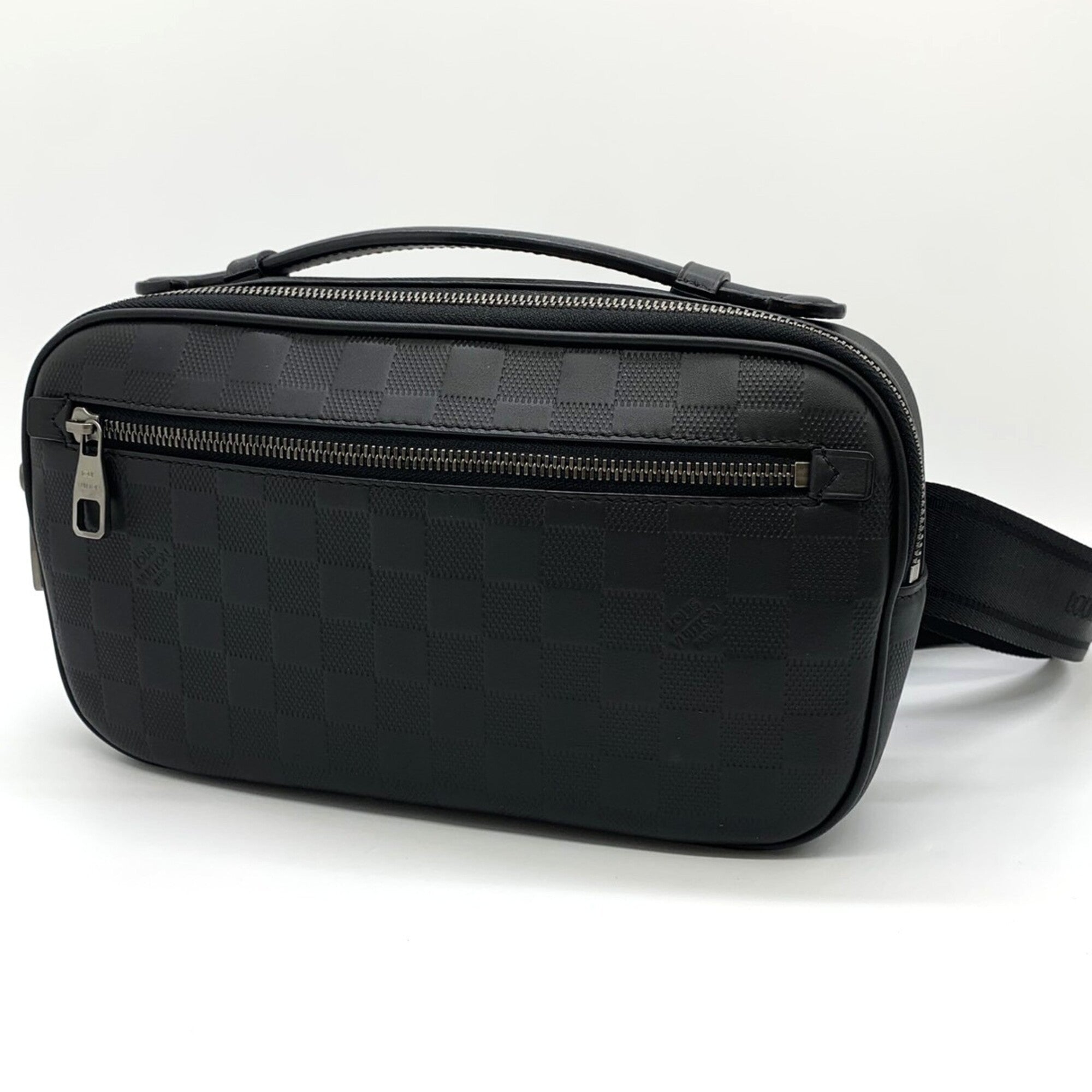 Louis Vuitton Black Leather Sling Bag (Pre-Owned)