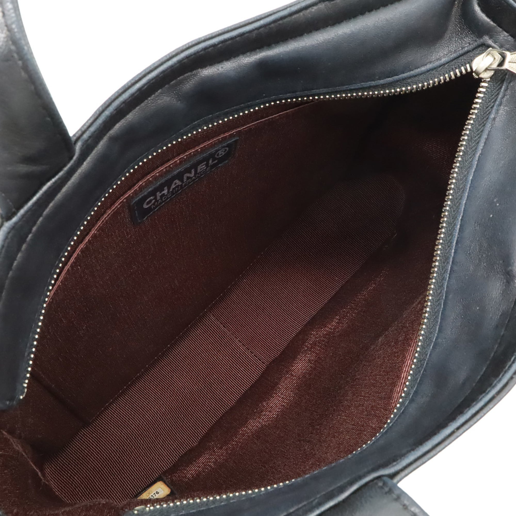 Chanel Camellia Black Leather Shoulder Bag Tote Bag (Pre-Owned)