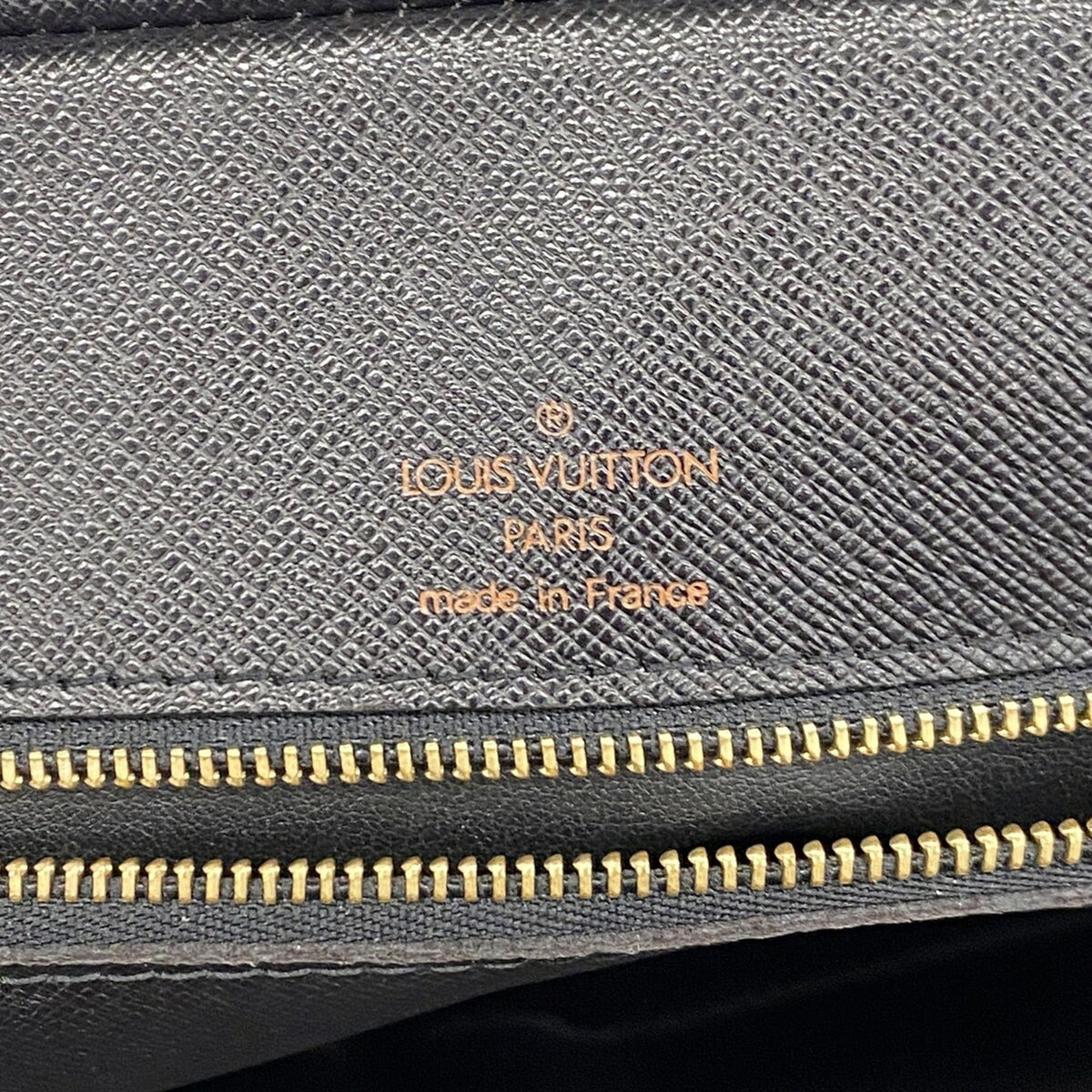 Louis Vuitton Noir Briefcase (Pre-Owned)