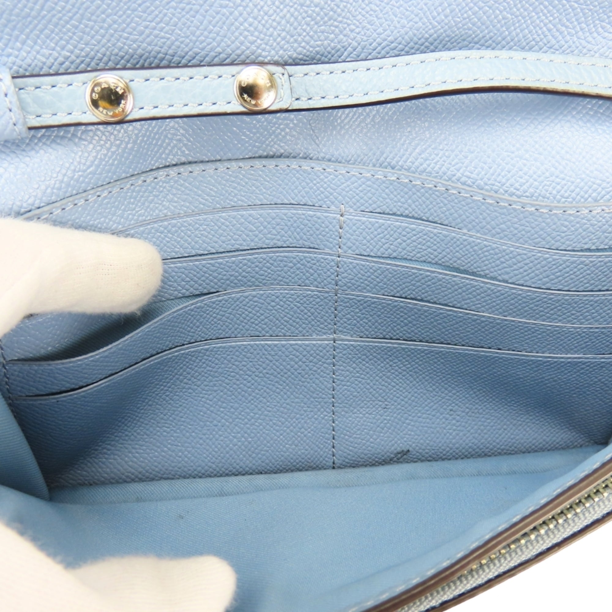 Coach Blue Leather Chain/Shoulder Wallet (Pre-Owned)