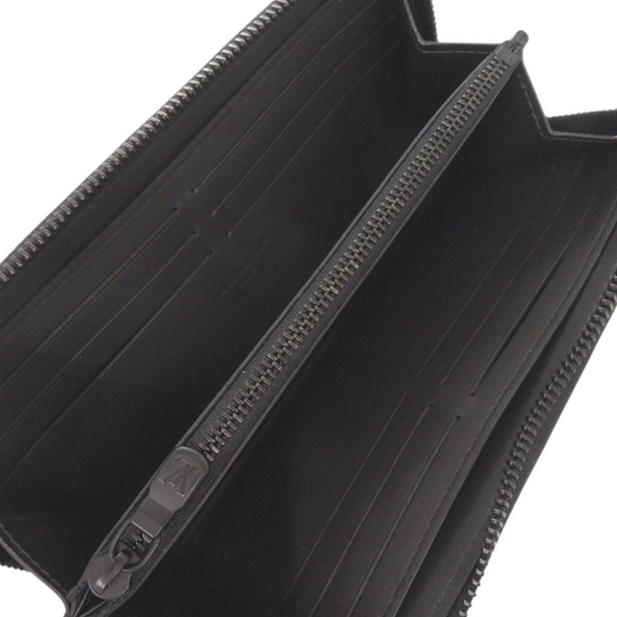 Louis Vuitton Black Monogram Shadow Leather Long Wallet (Bi-Fold) (Pre-Owned)
