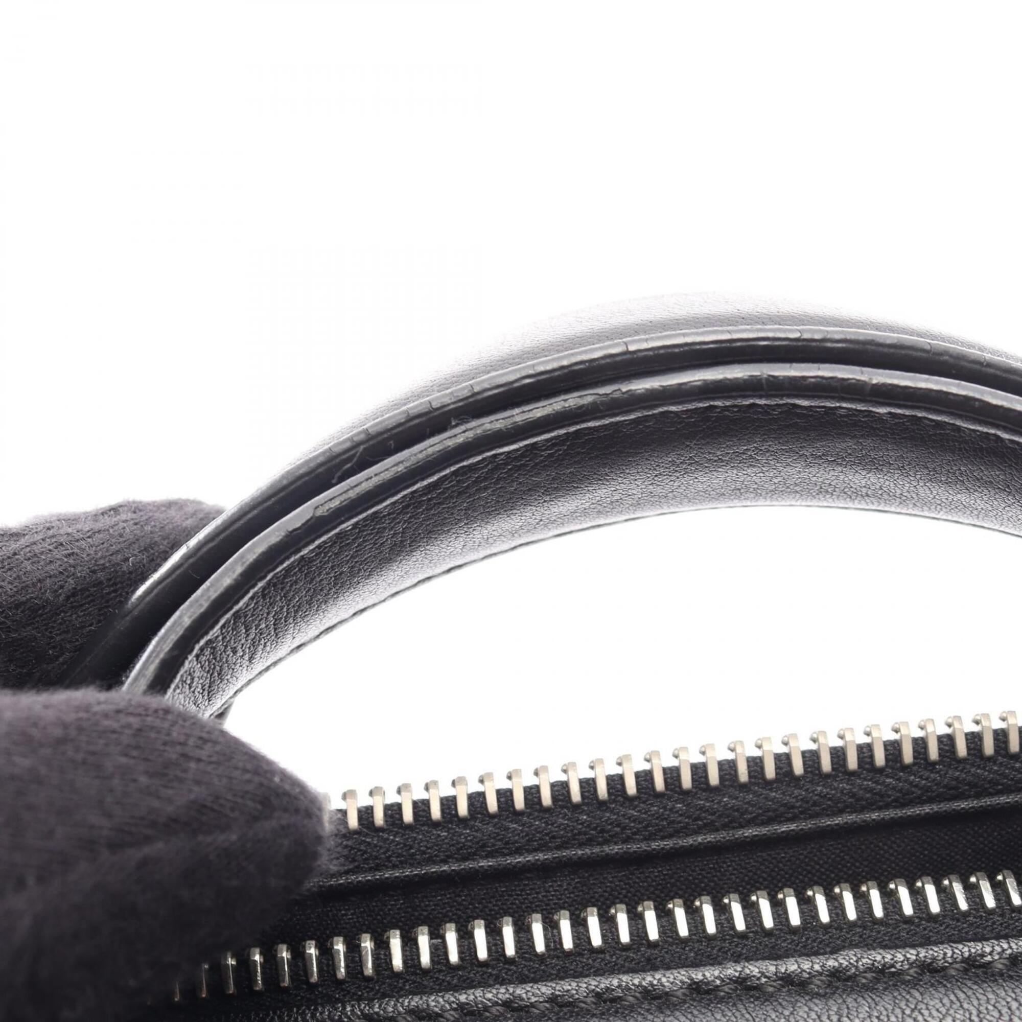 Fendi Black Leather Handbag (Pre-Owned)