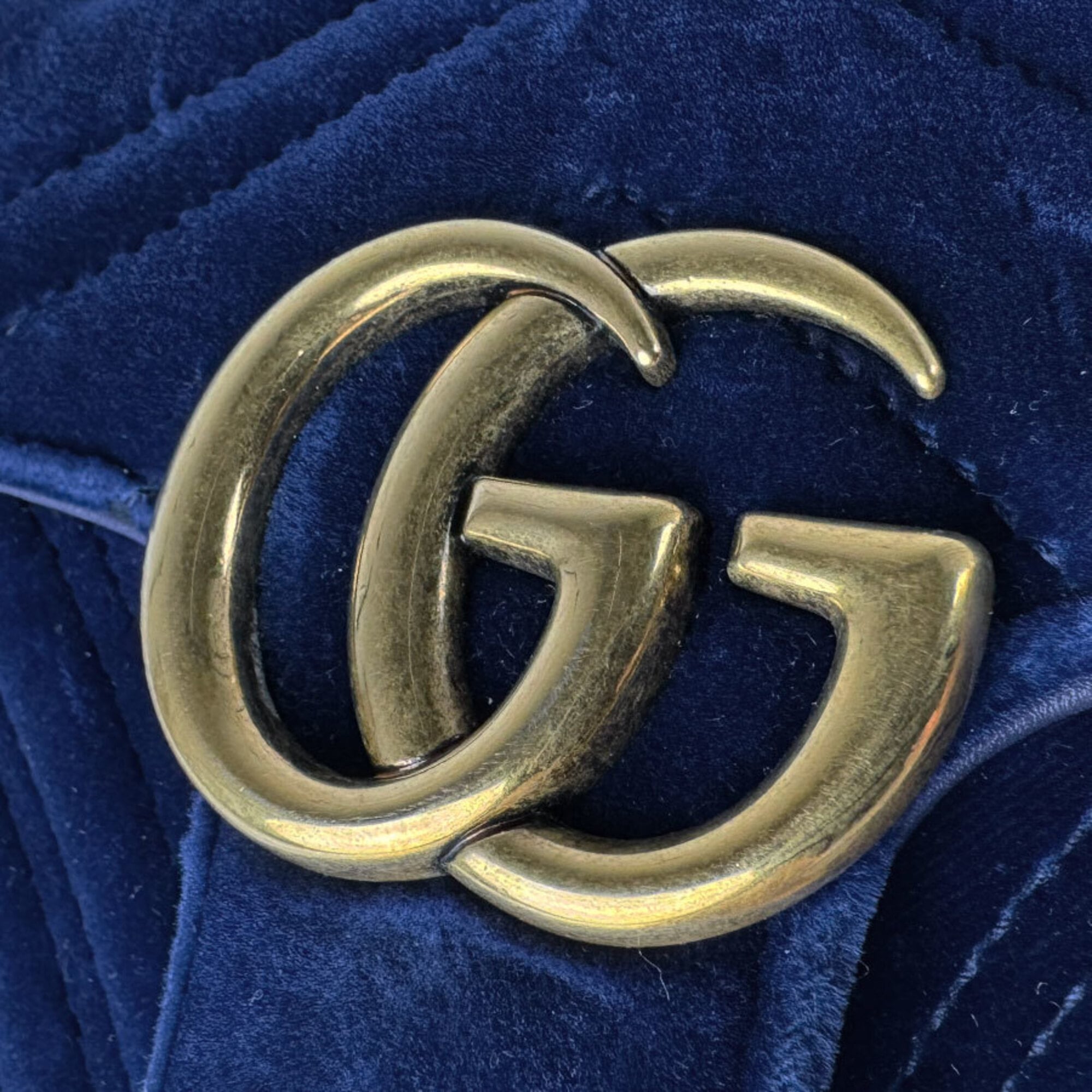 Gucci Blue Velvet Shoulder Bag (Pre-Owned)