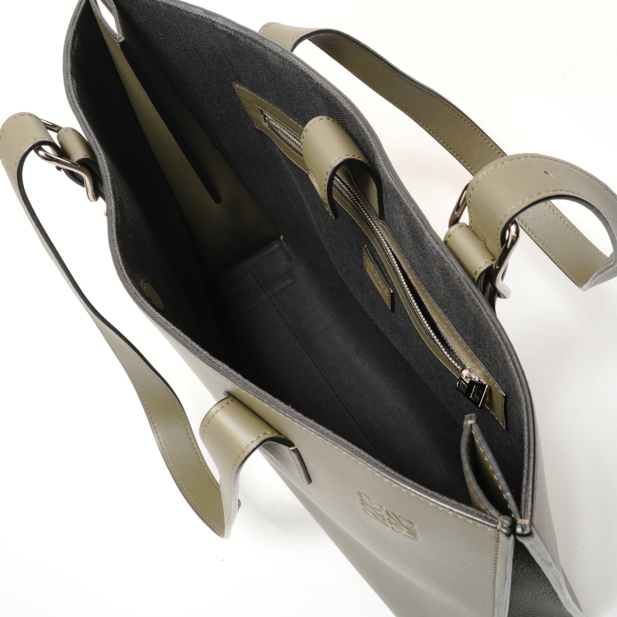 Loewe Khaki Tote Bag (Pre-Owned)