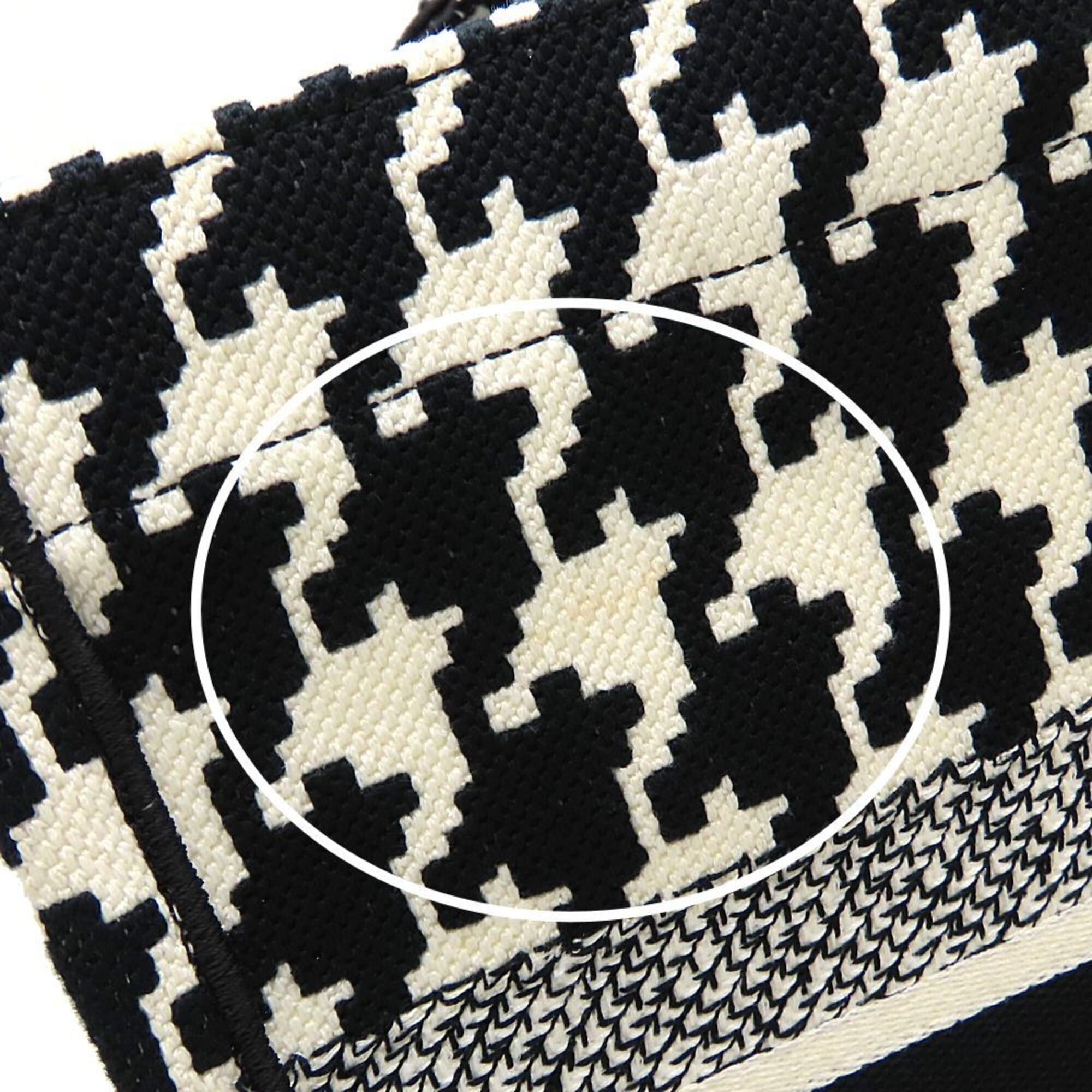 Christian Dior Black White Canvas Tote Bag (Pre-Owned)