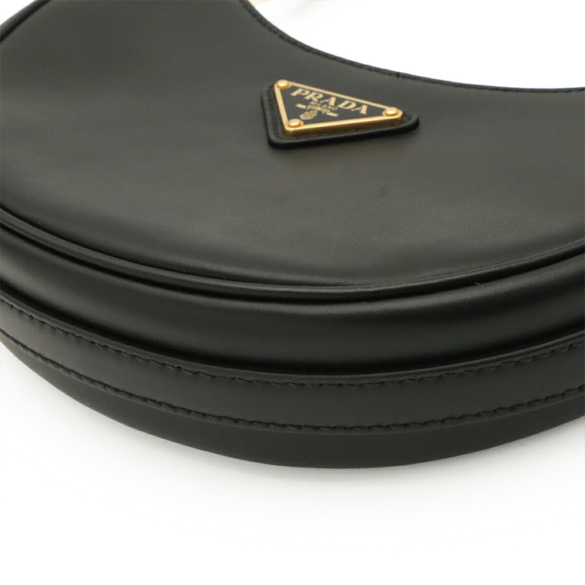 Prada Black Nero Leather Handbag Shoulder Bag (Pre-Owned)