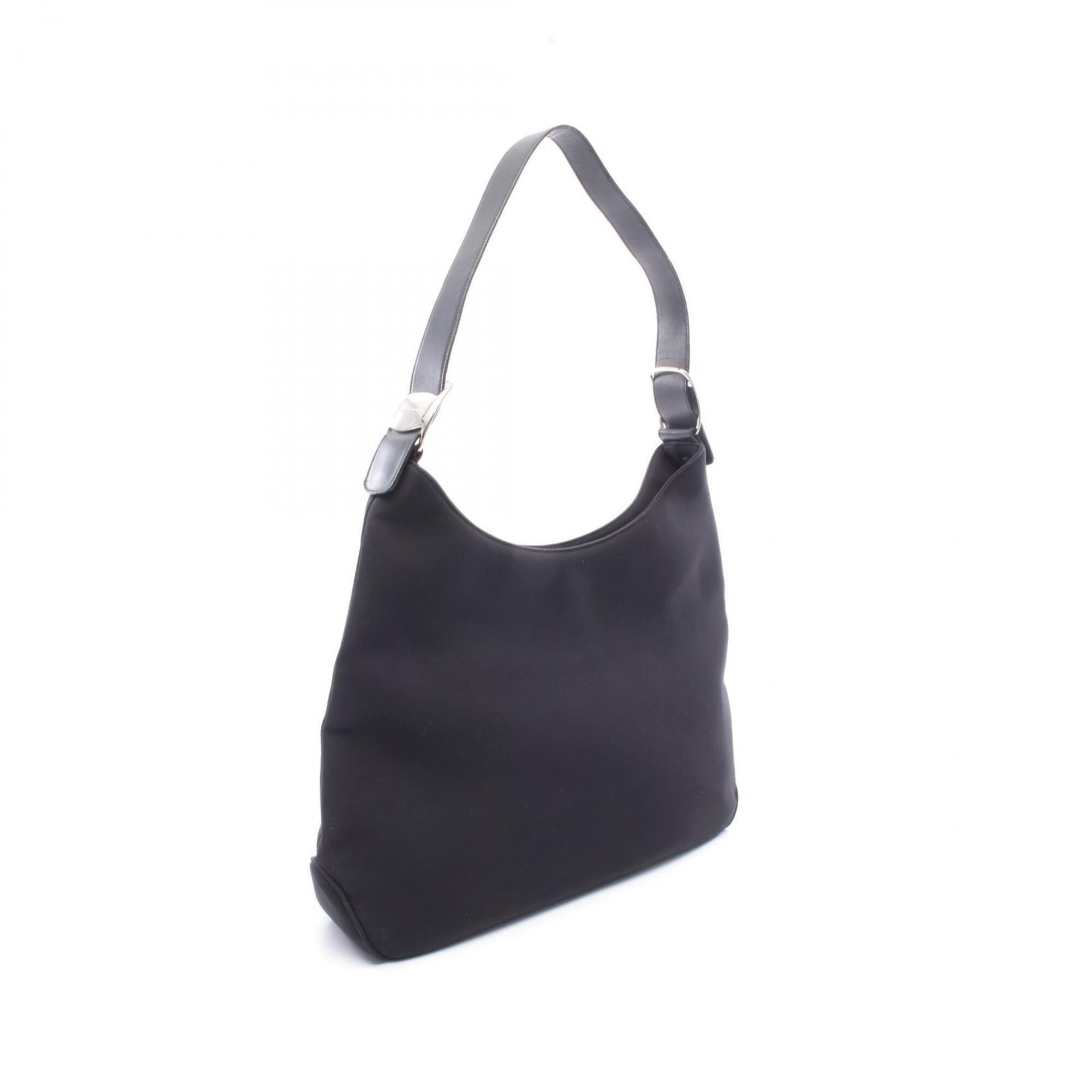 Salvatore Ferragamo Black Canvas Leather Handbag Shoulder Bag (Pre-Owned)