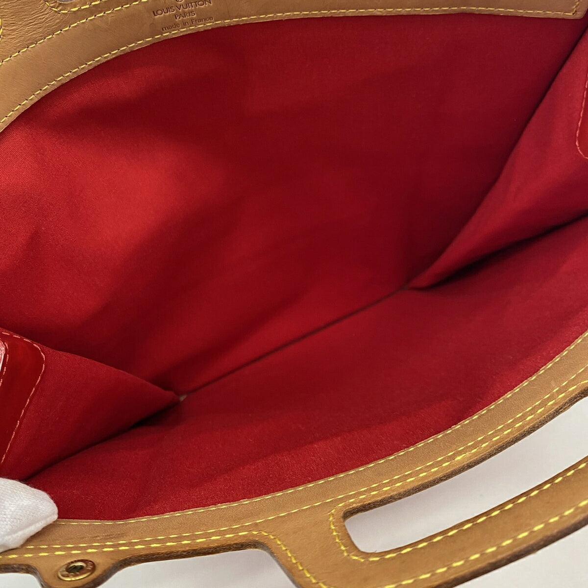 Louis Vuitton Rouge Handbag (Pre-Owned)