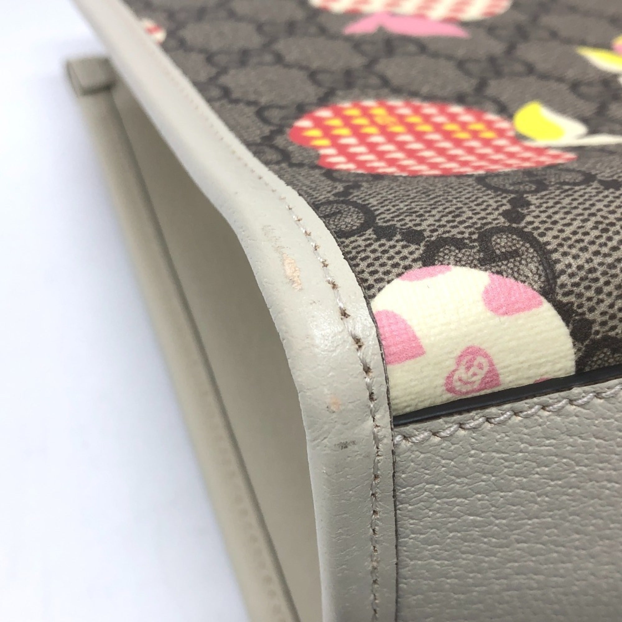 Gucci Beige Gg Supreme Handbag (Pre-Owned)