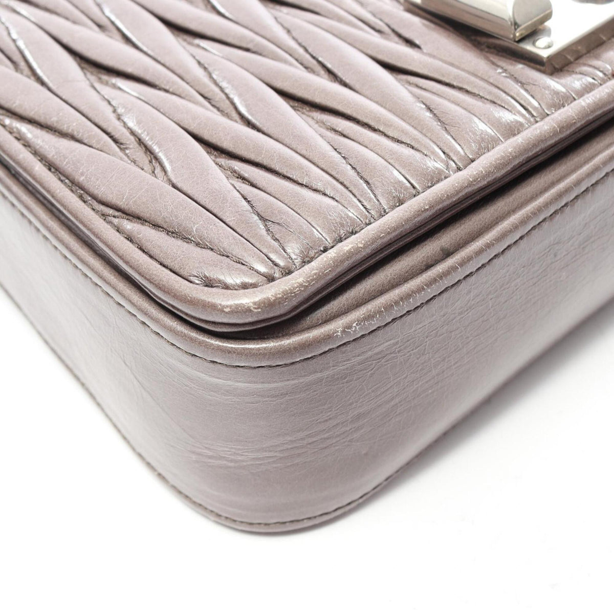Miu Miu Gray Leather Handbag Shoulder Bag (Pre-Owned)