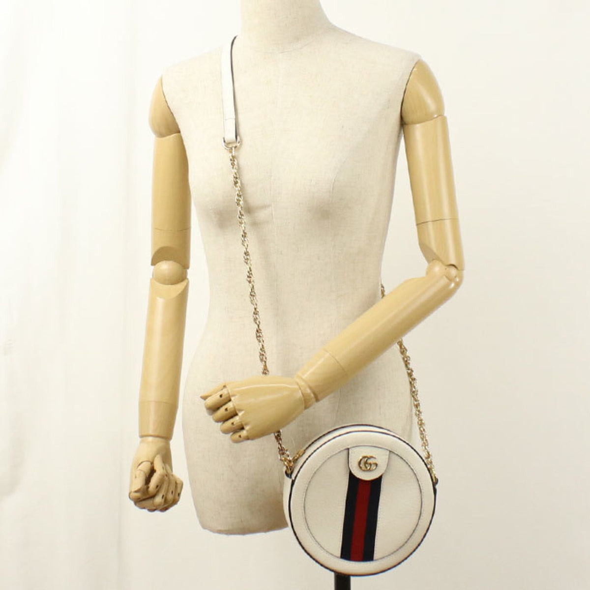 Gucci White Leather Shoulder Bag (Pre-Owned)
