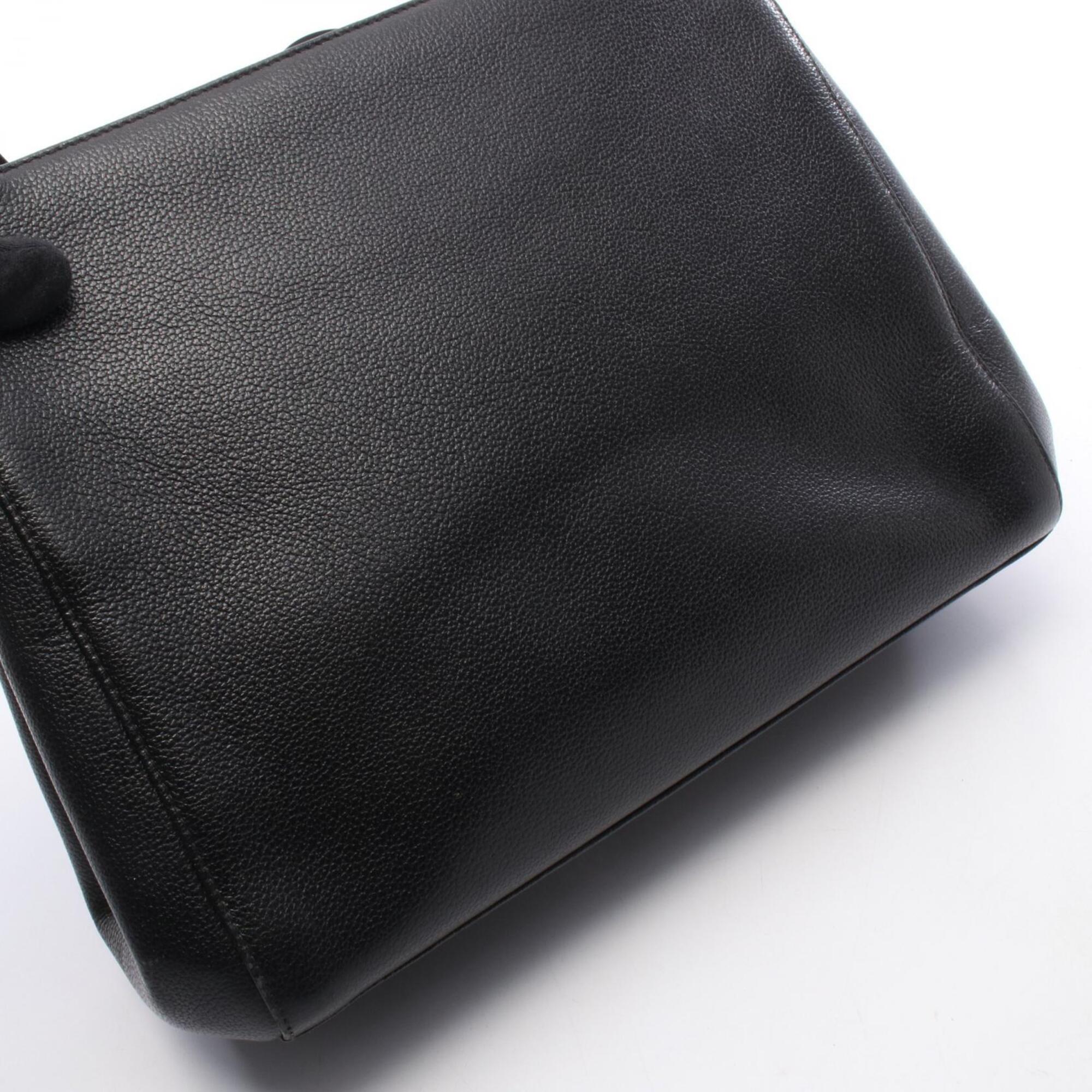 Chanel Black Grained Calfskin Handbag Shoulder Bag (Pre-Owned)