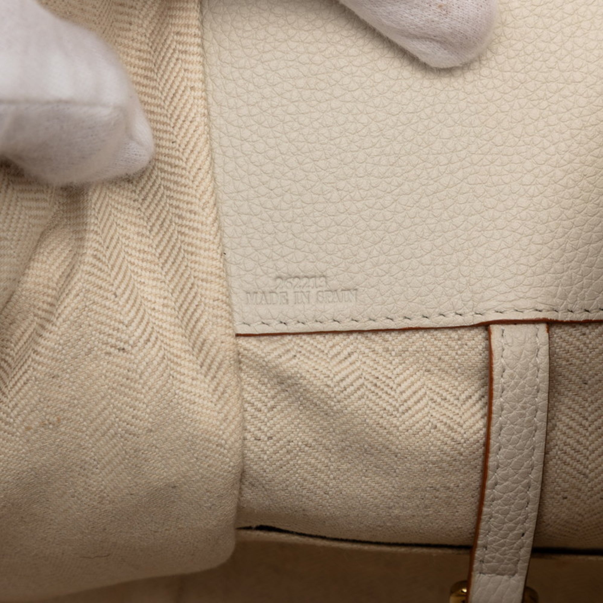 Loewe Hammock White Leather Handbag Shoulder Bag (Pre-Owned)
