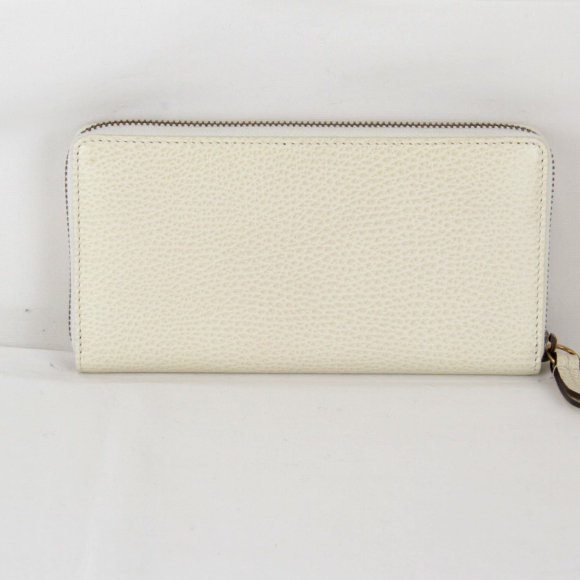 Gucci White Leather Long Wallet (Bi-Fold) (Pre-Owned)