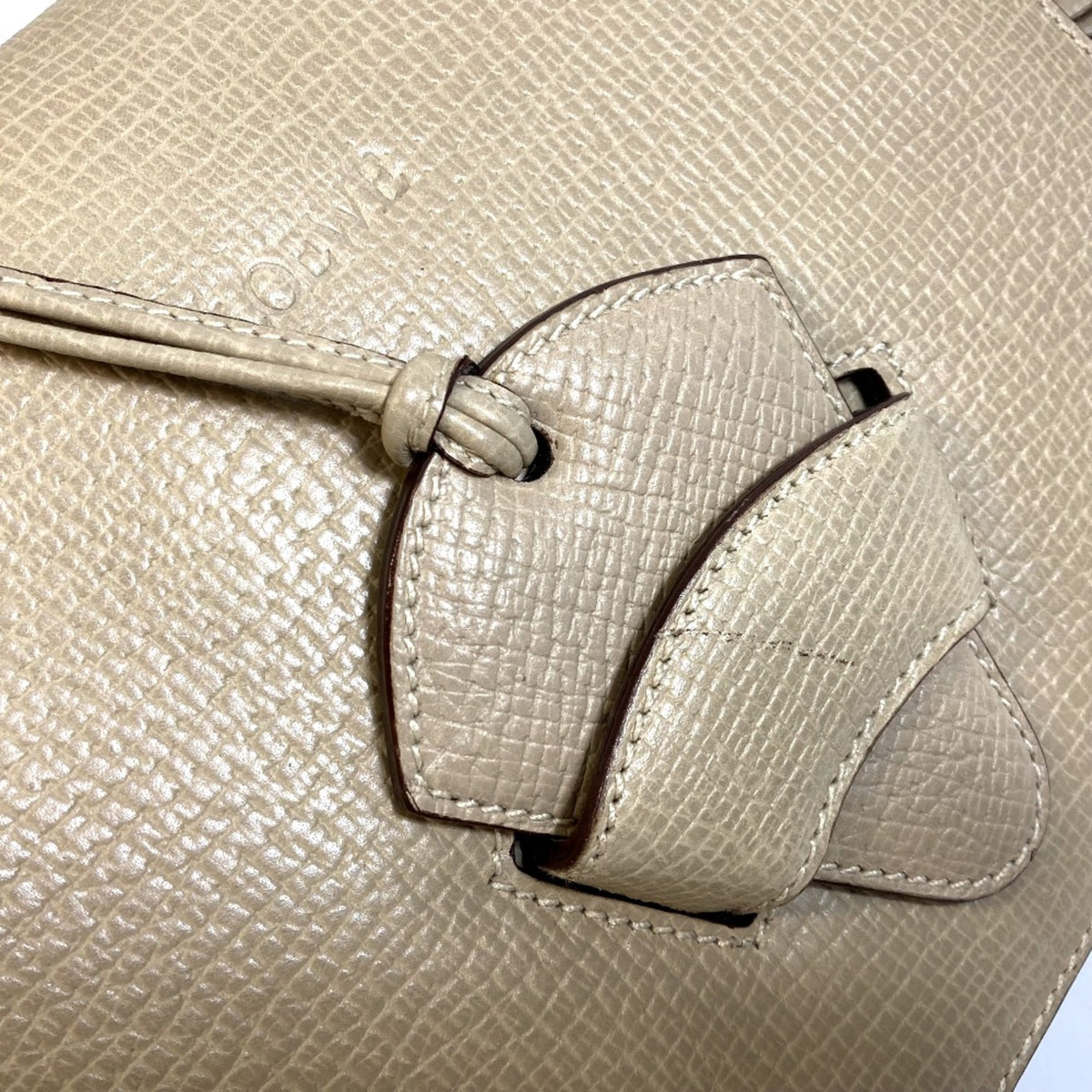 Loewe Beige Leather Handbag (Pre-Owned)