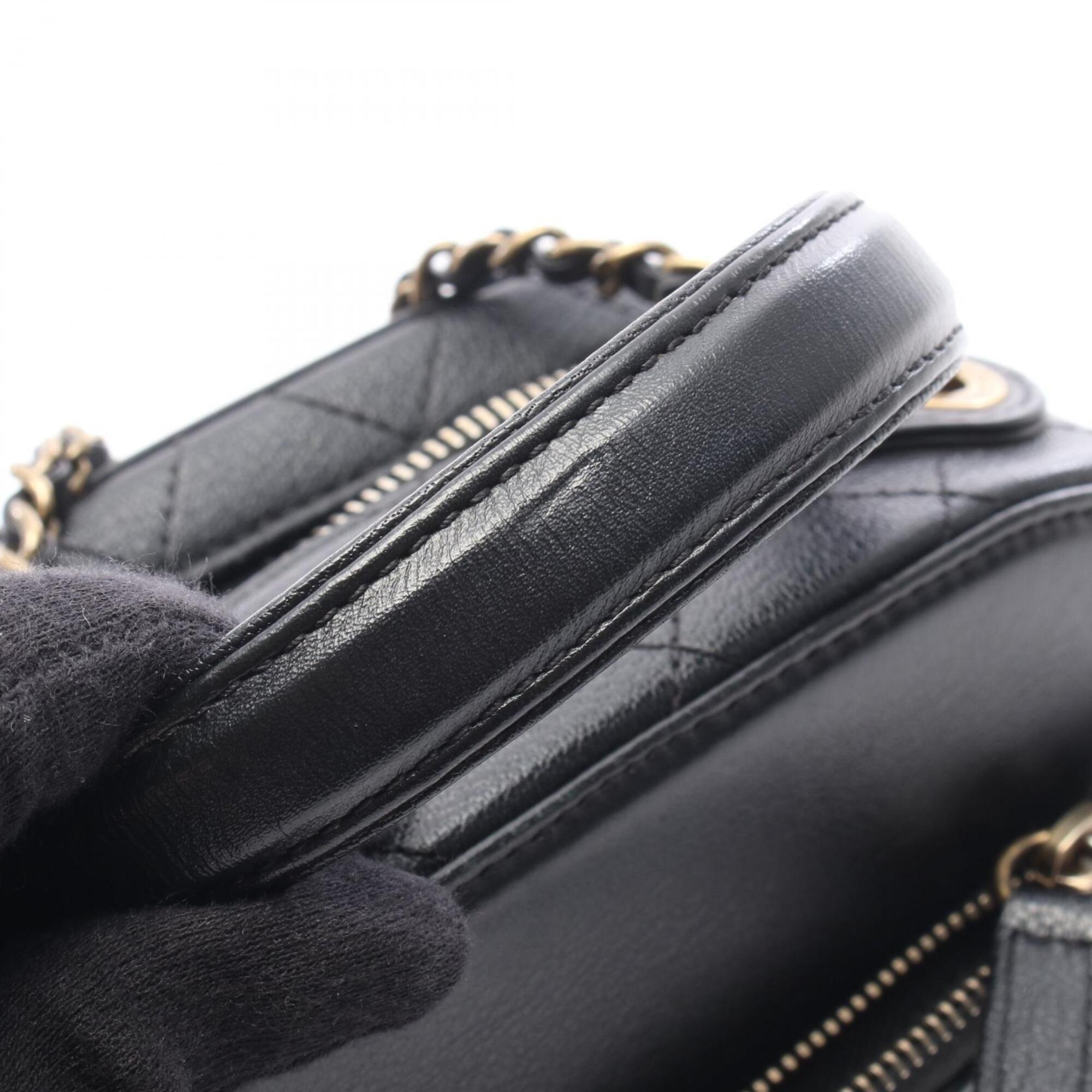 Chanel Black Leather Handbag Shoulder Bag (Pre-Owned)