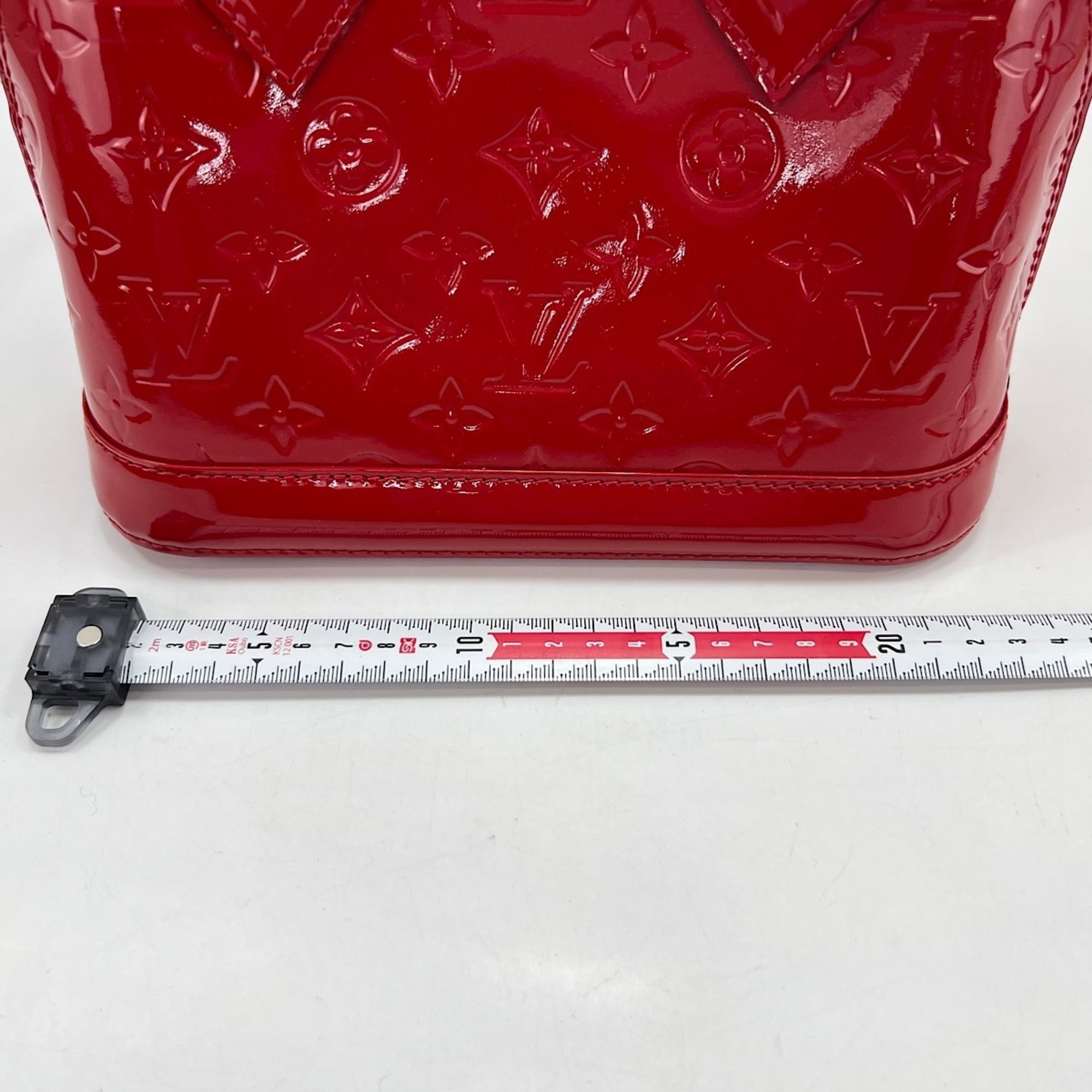 Louis Vuitton Red Color Handbag (Pre-Owned)