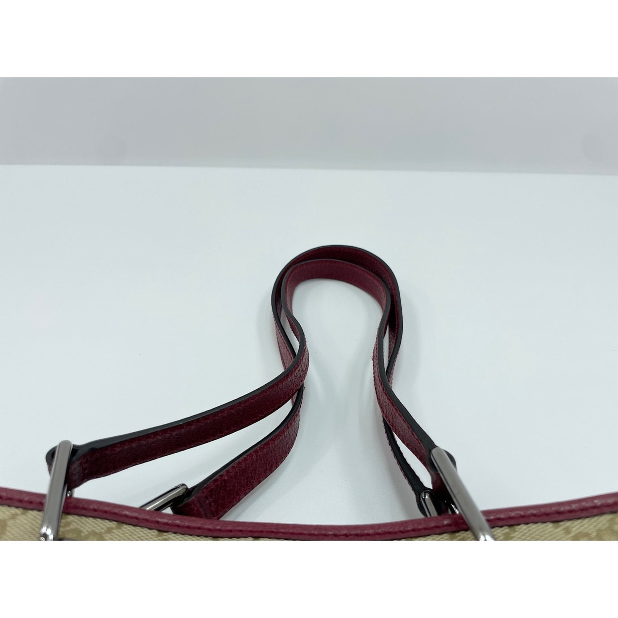 Gucci Beige Gg Canvas Tote Bag (Pre-Owned)
